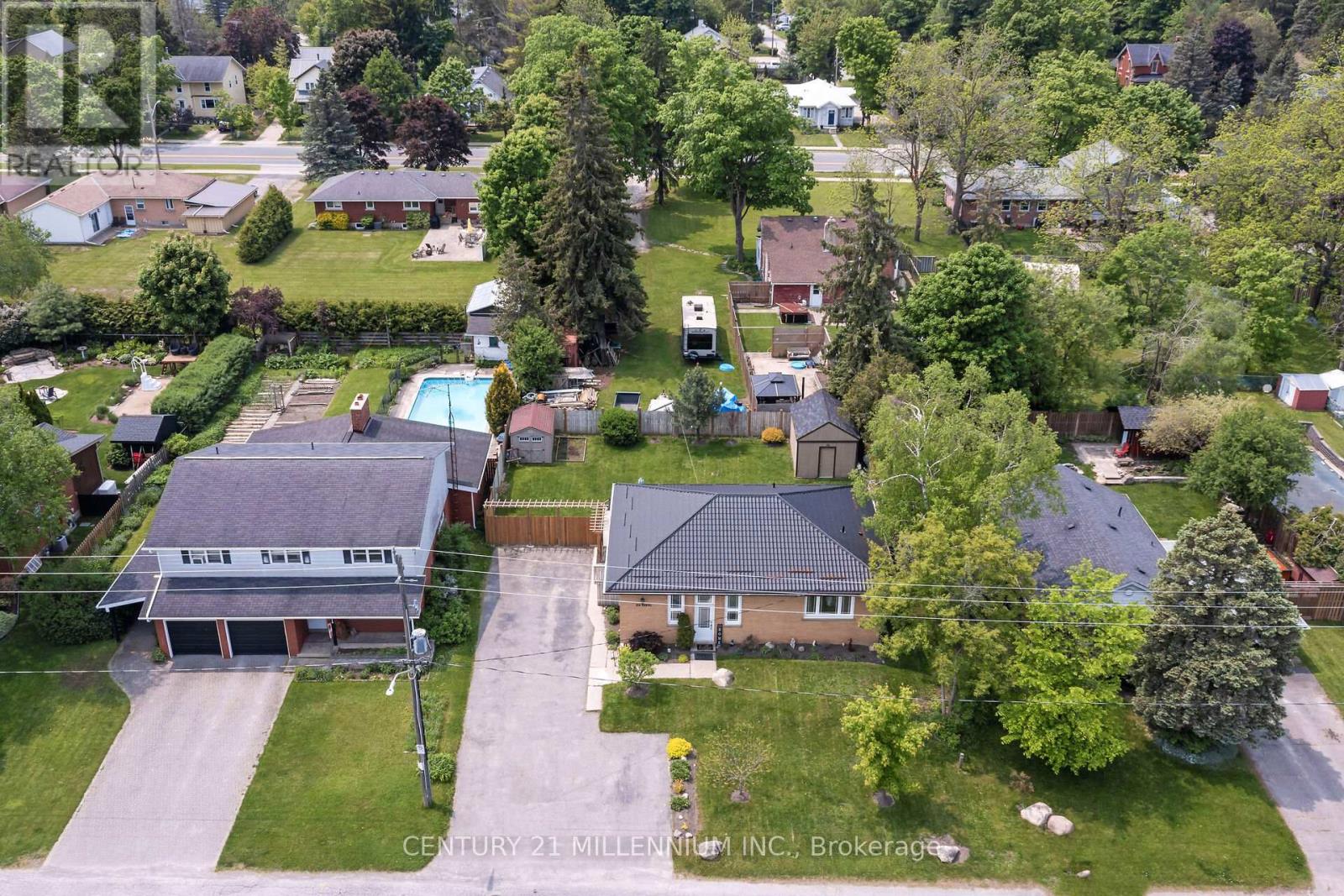 Property at 214 DANIEL STREET image 3
