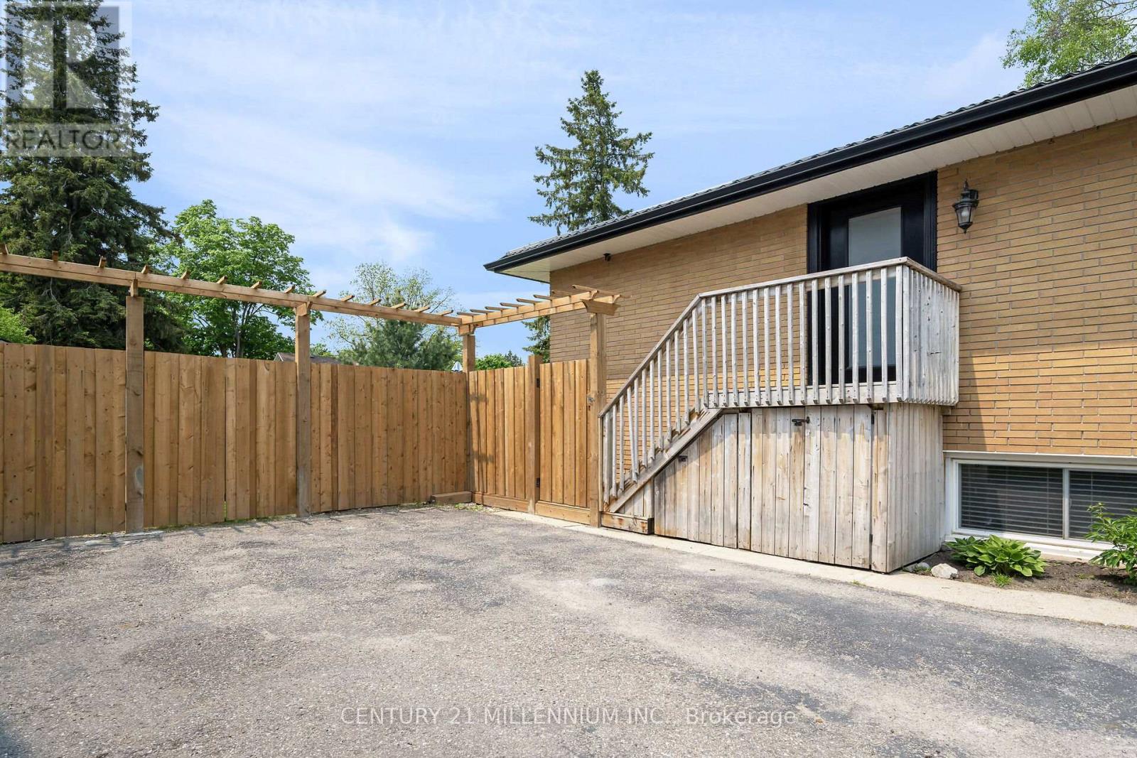 214 Daniel Street, Erin, Ontario  N0B 1T0 - Photo 7 - X12383765