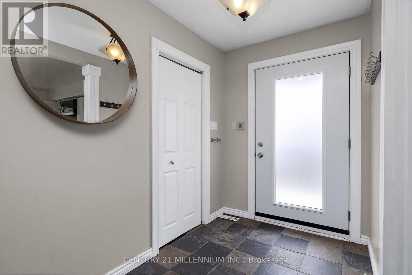 214 Daniel Street, Erin, Ontario  N0B 1T0 - Photo 8 - X12383765