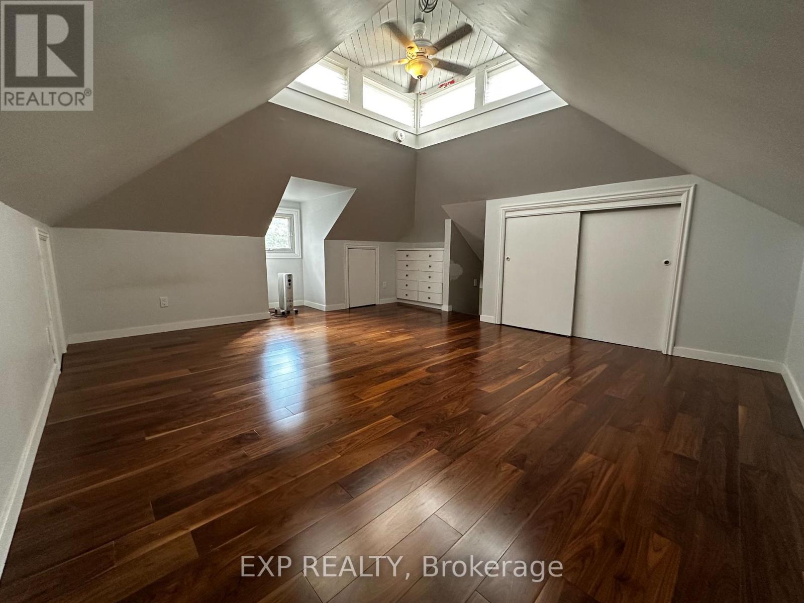 24 Emma Street N, East Luther Grand Valley, Ontario  L9W 5N8 - Photo 2 - X12383774