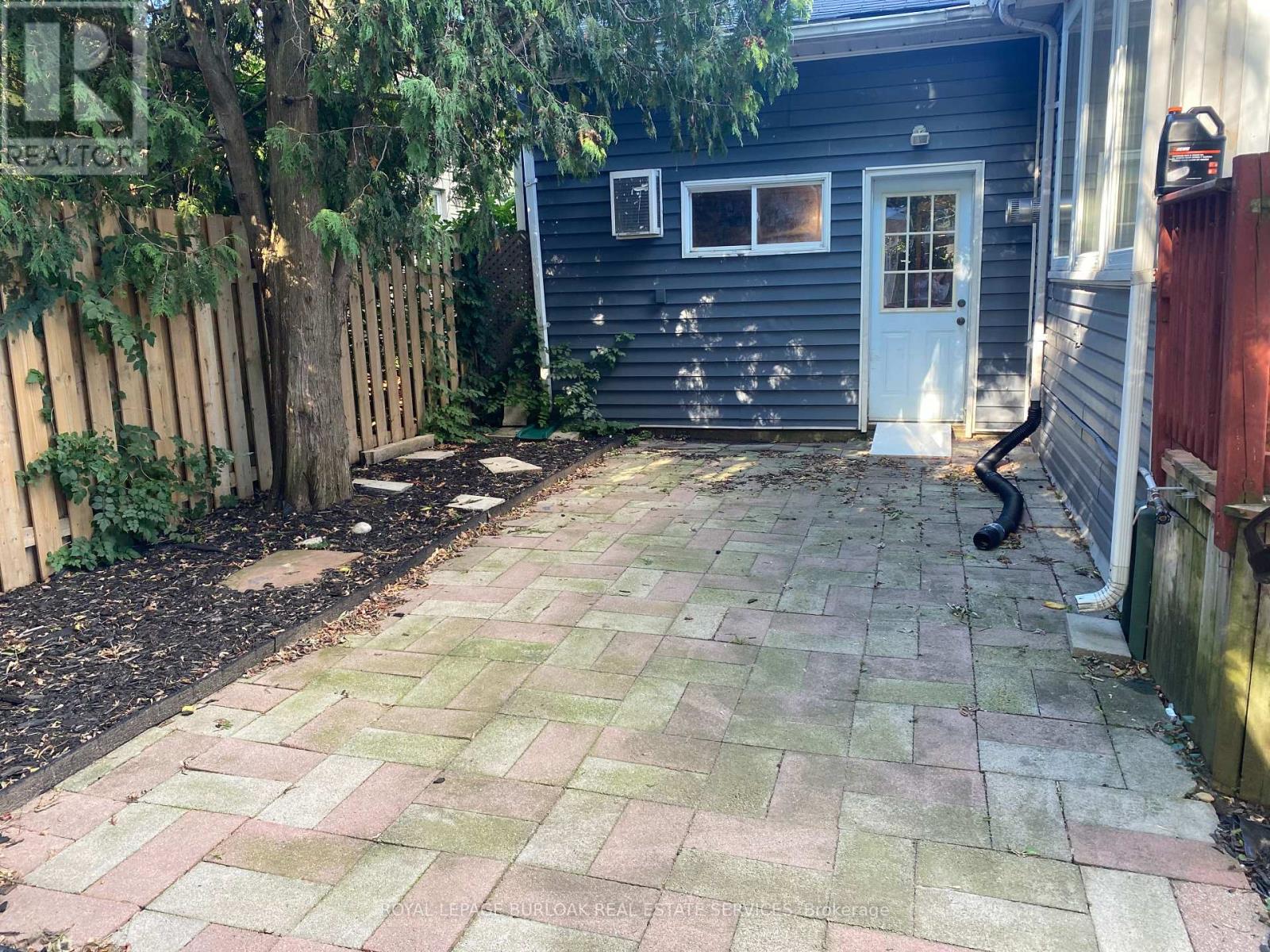 40 Kerman Avenue, Grimsby, Ontario  L3M 3W5 - Photo 33 - X12383788