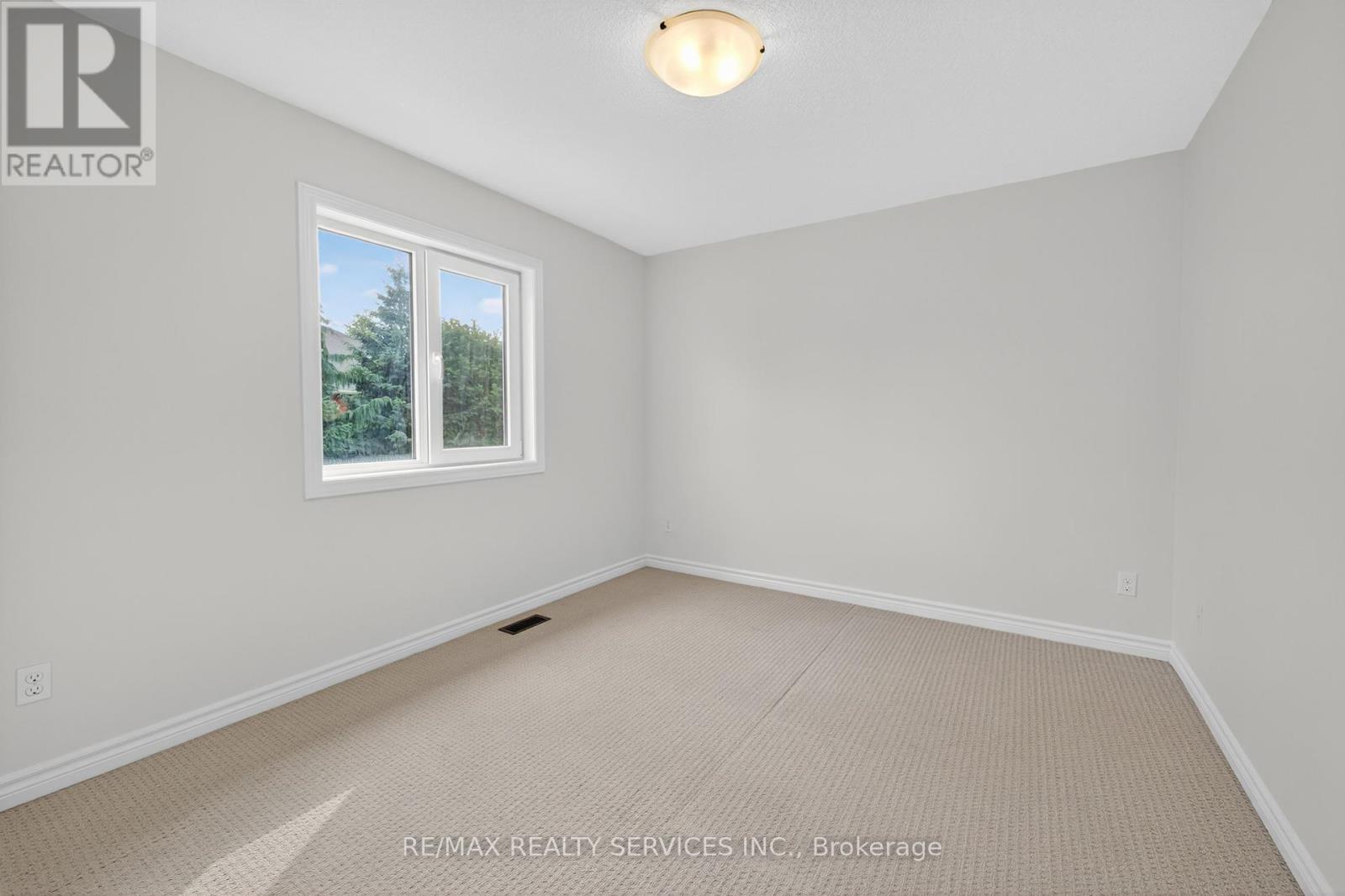 679 Spitfire Street, Woodstock, Ontario  N4T 0B1 - Photo 27 - X12383806