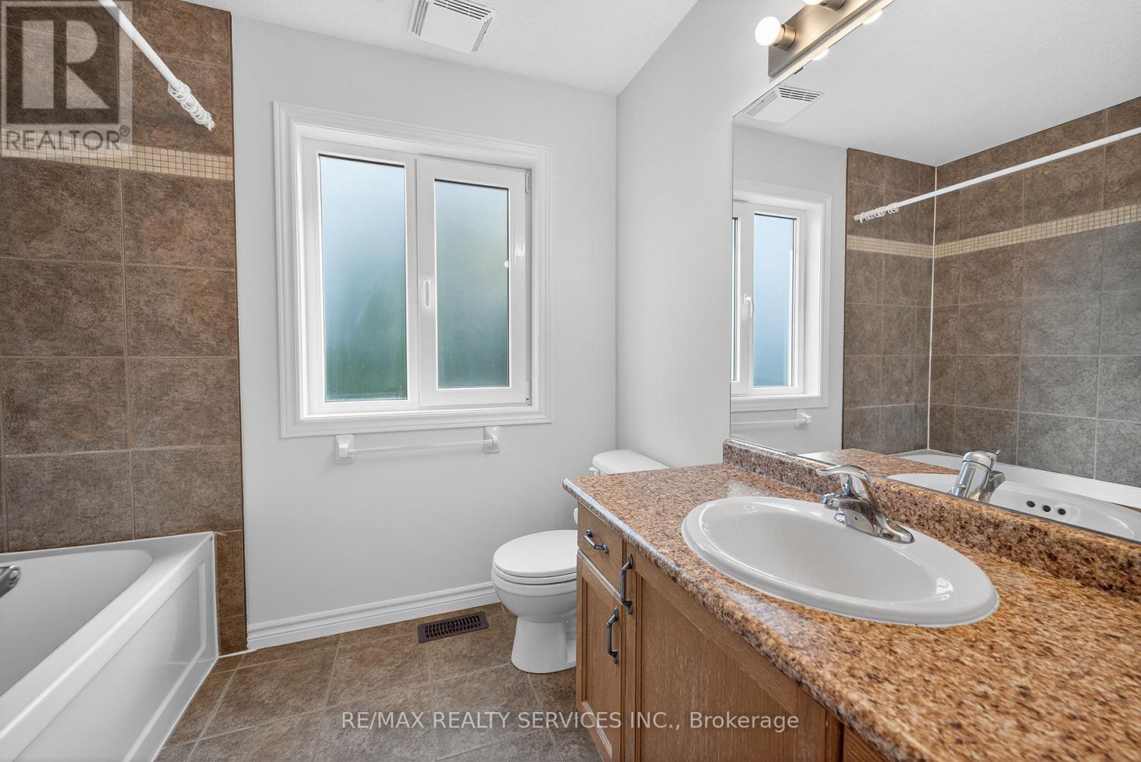 679 Spitfire Street, Woodstock, Ontario  N4T 0B1 - Photo 35 - X12383806