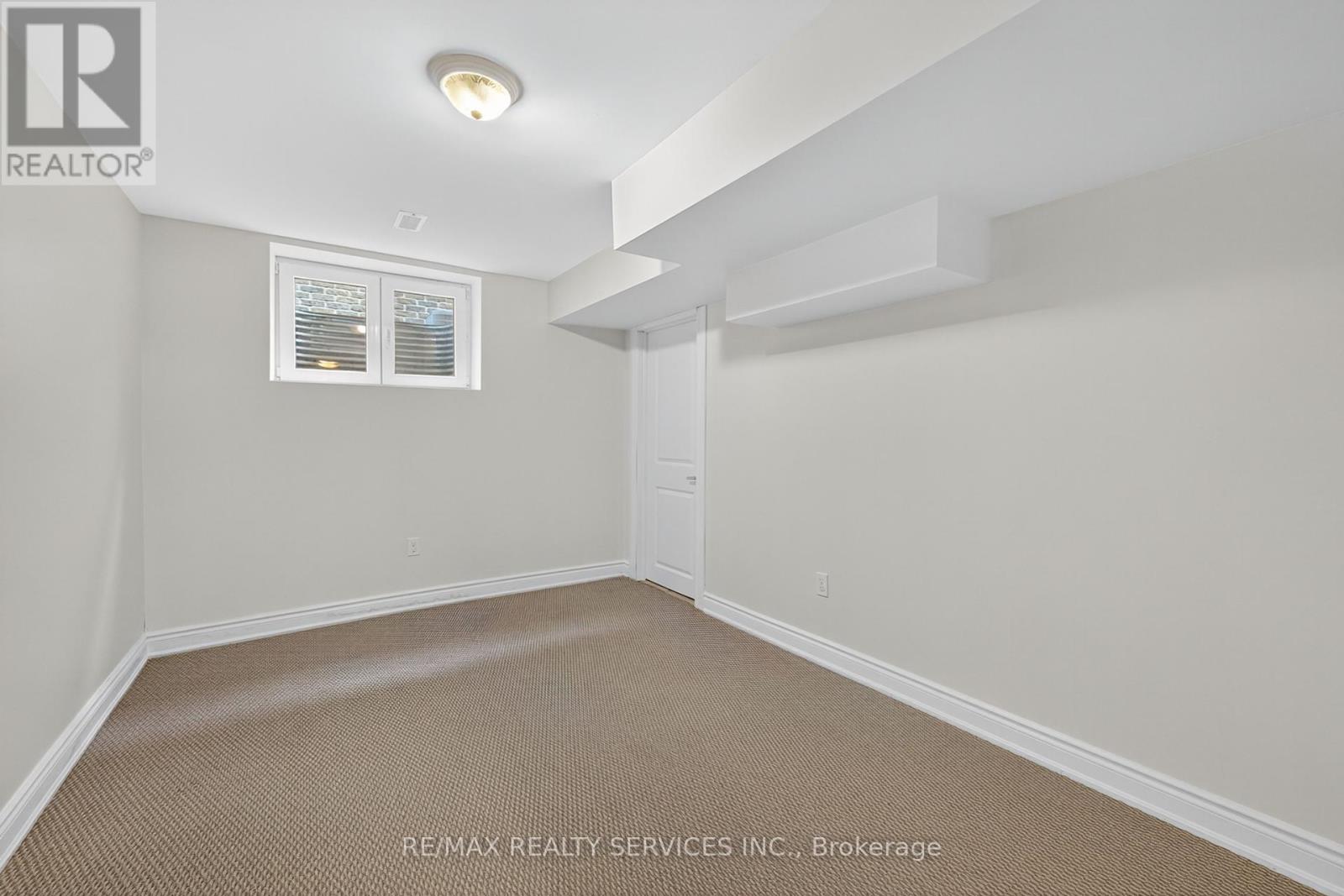 679 Spitfire Street, Woodstock, Ontario  N4T 0B1 - Photo 41 - X12383806