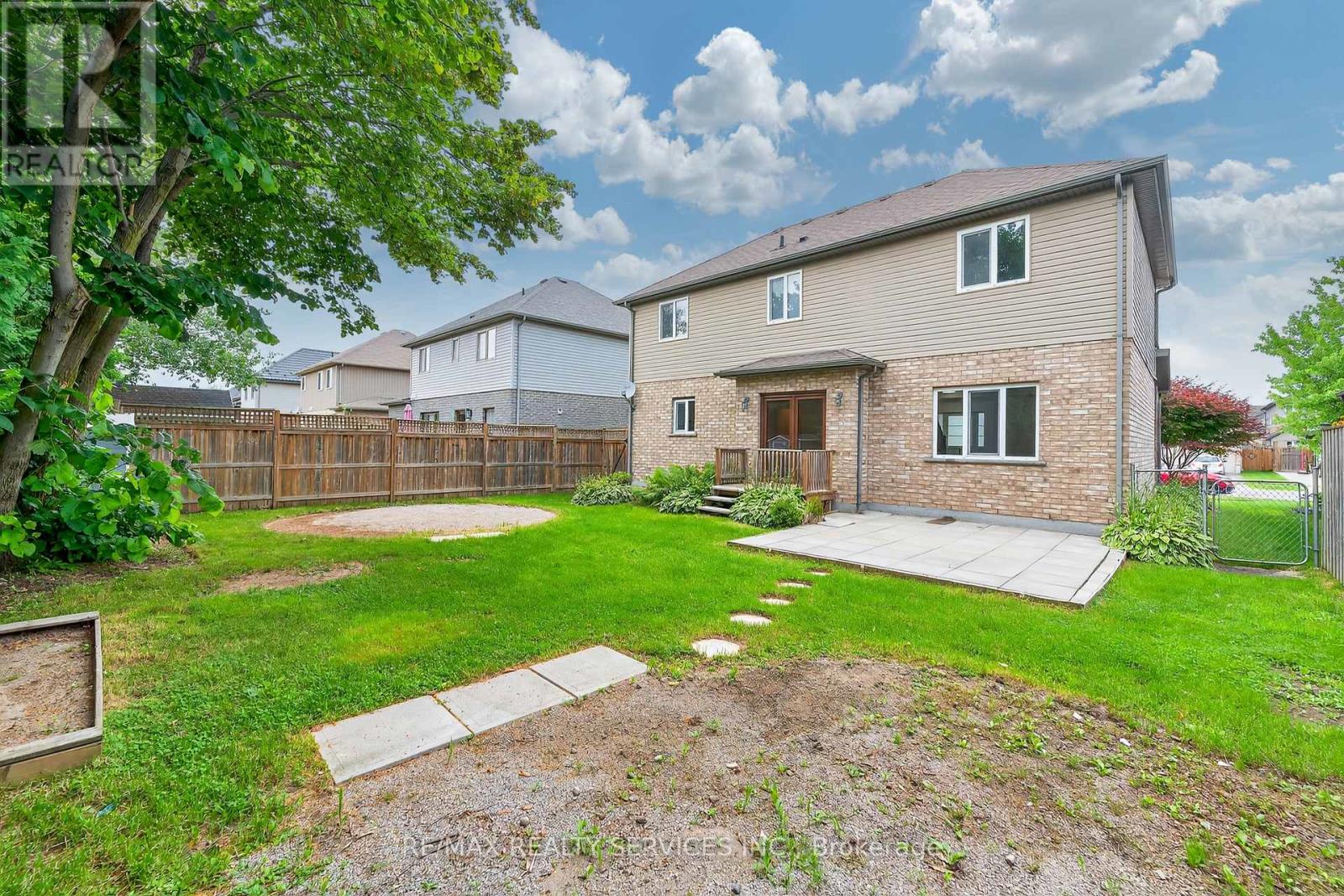 679 Spitfire Street, Woodstock, Ontario  N4T 0B1 - Photo 45 - X12383806