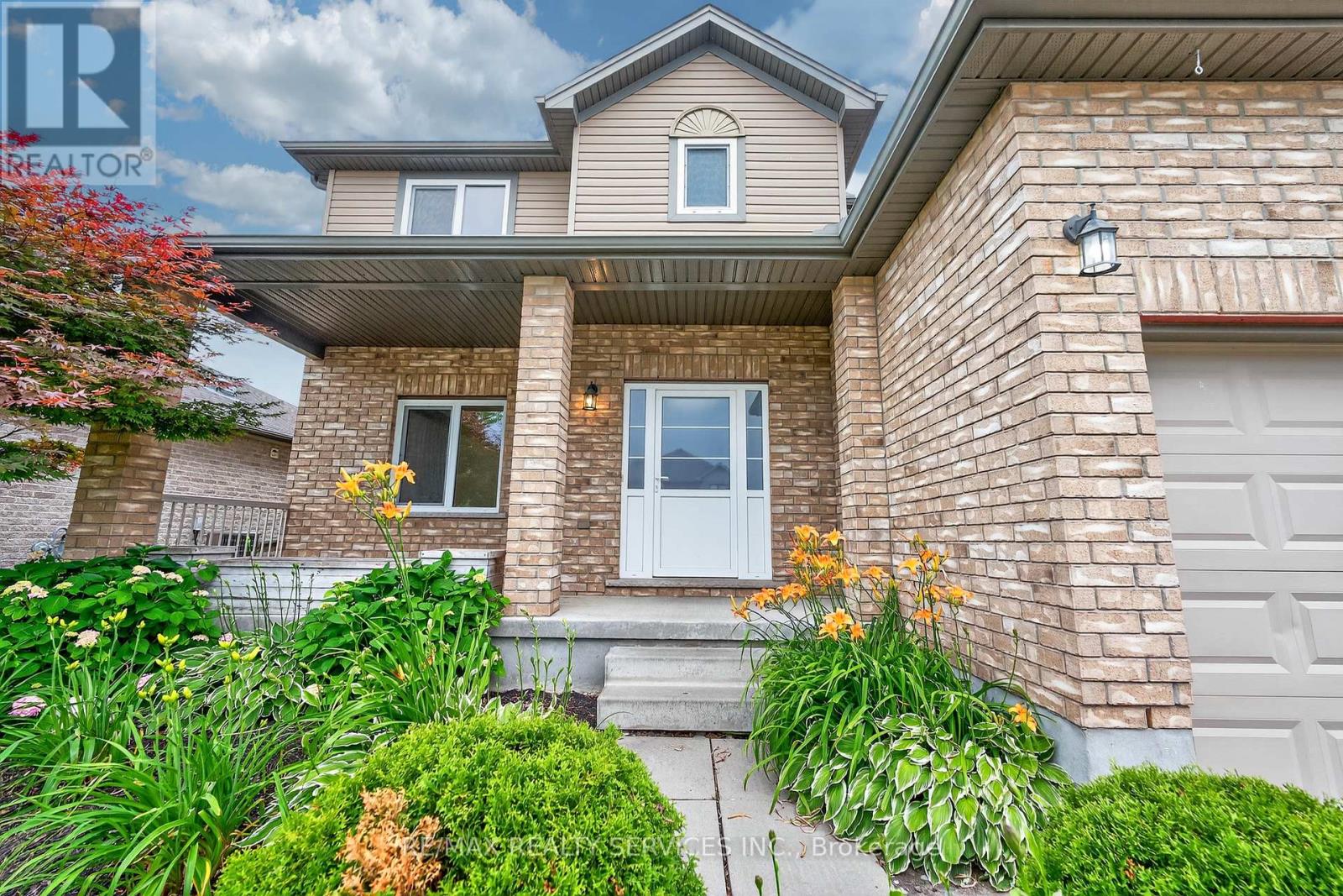 679 Spitfire Street, Woodstock, Ontario  N4T 0B1 - Photo 6 - X12383806