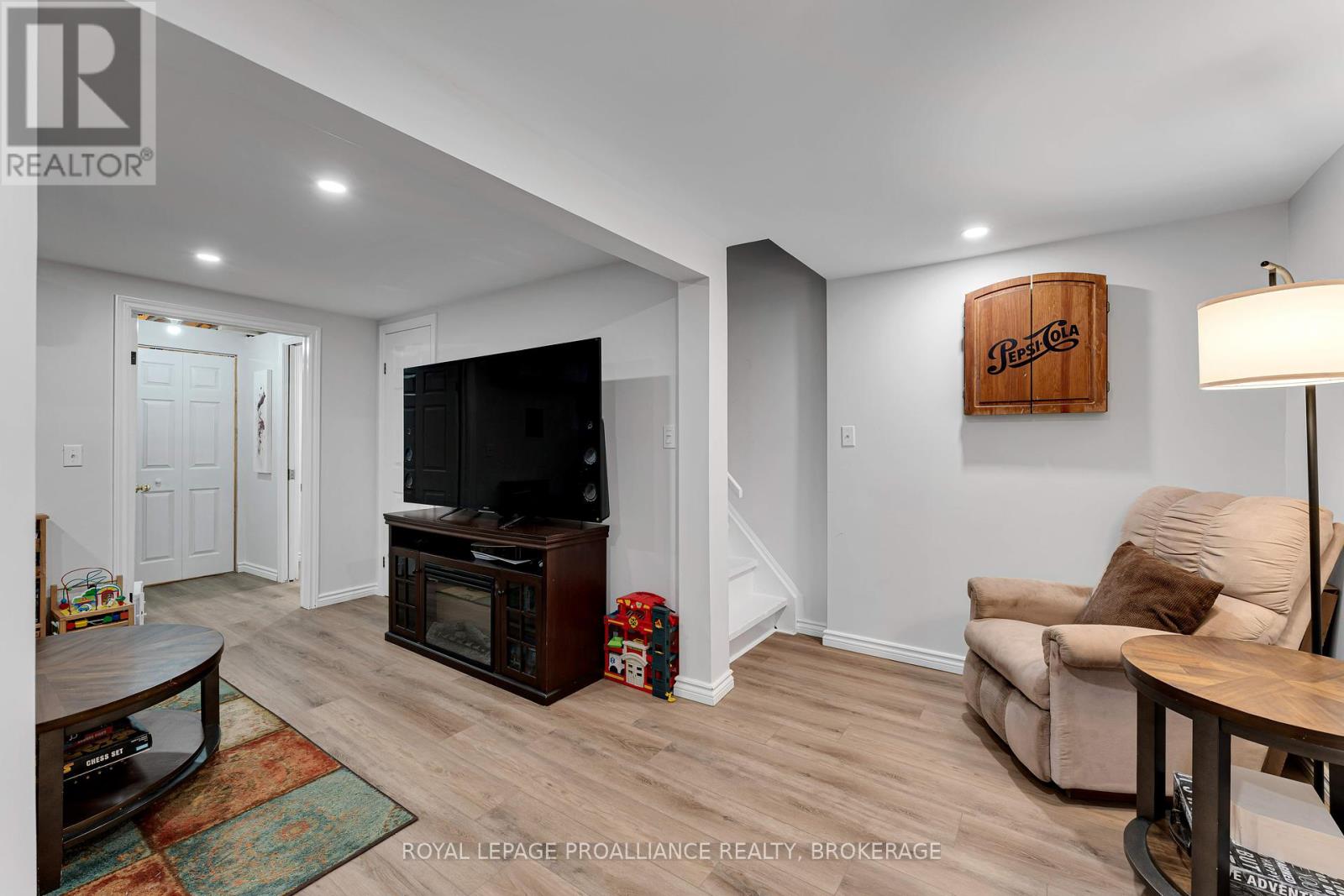 369 William Street N, Gananoque, Ontario  K7G 2X9 - Photo 25 - X12384107
