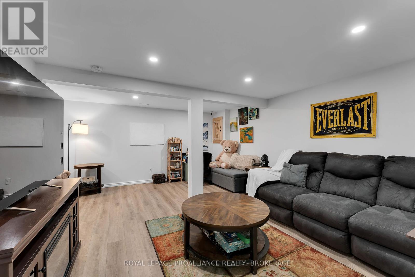 369 William Street N, Gananoque, Ontario  K7G 2X9 - Photo 27 - X12384107