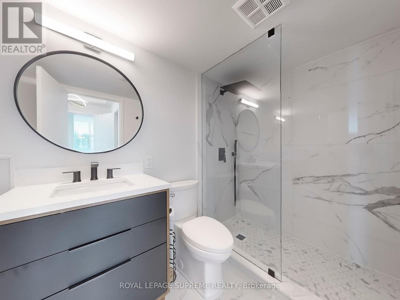 2210 - 10 Queens Quay W, Toronto (Waterfront Communities), Ontario  M5J 2R9 - Photo 10 - C12383845