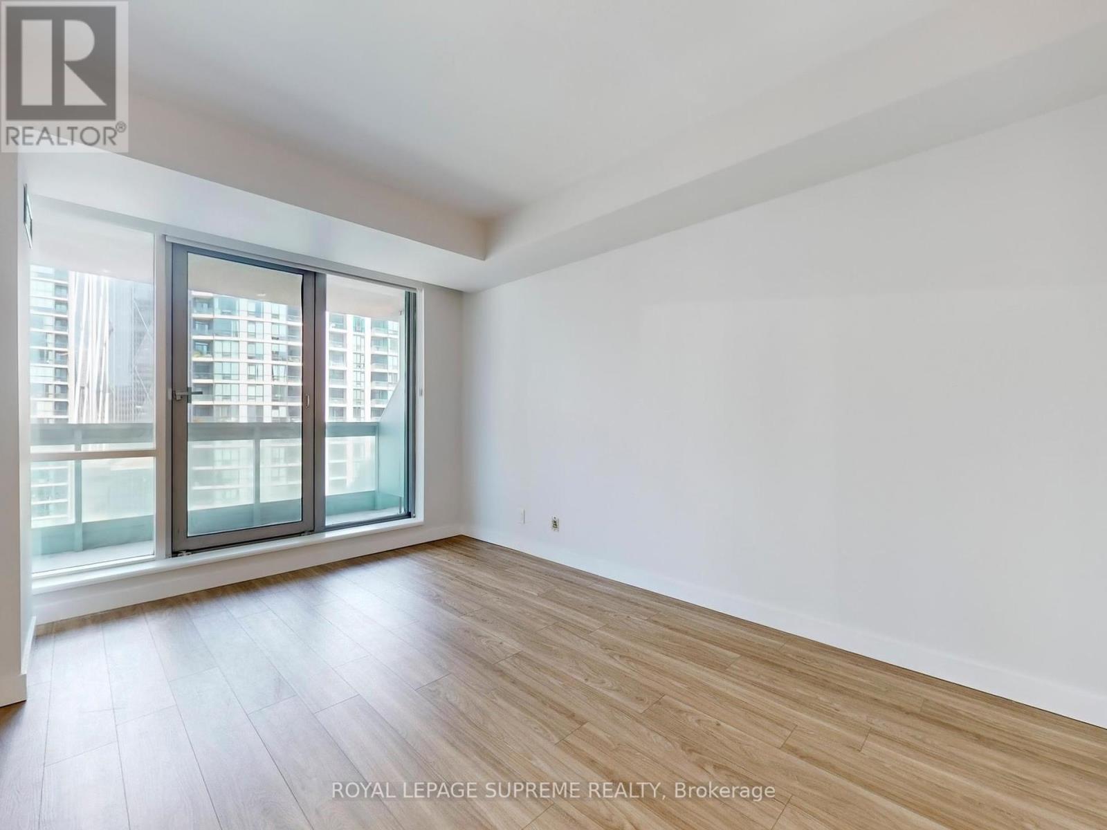 2210 - 10 Queens Quay W, Toronto (Waterfront Communities), Ontario  M5J 2R9 - Photo 24 - C12383845