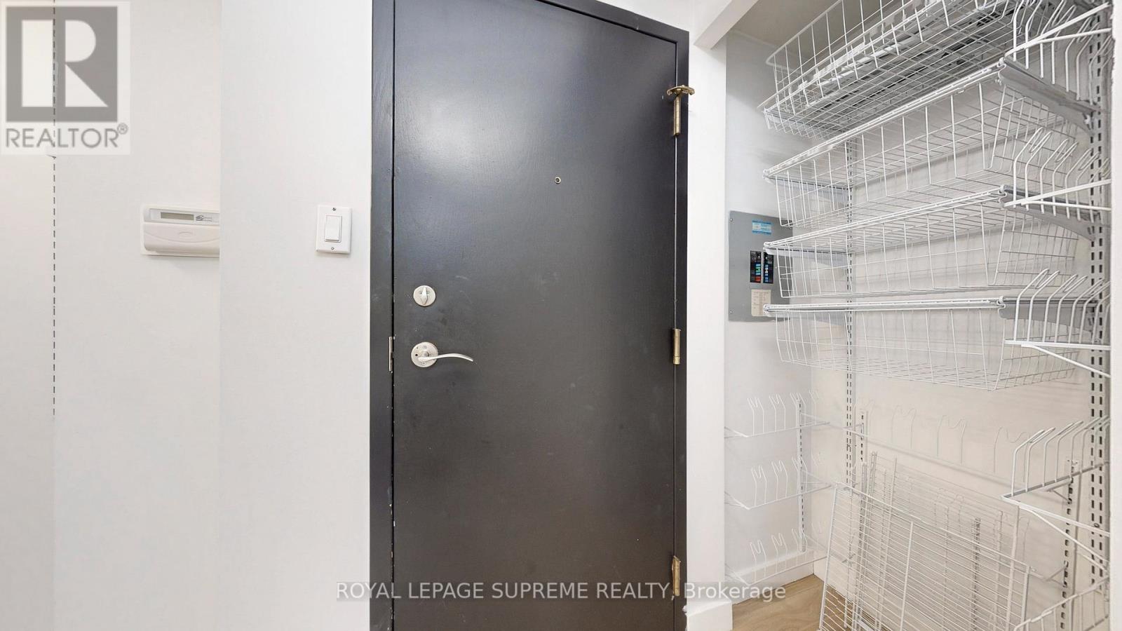 2210 - 10 Queens Quay W, Toronto (Waterfront Communities), Ontario  M5J 2R9 - Photo 29 - C12383845