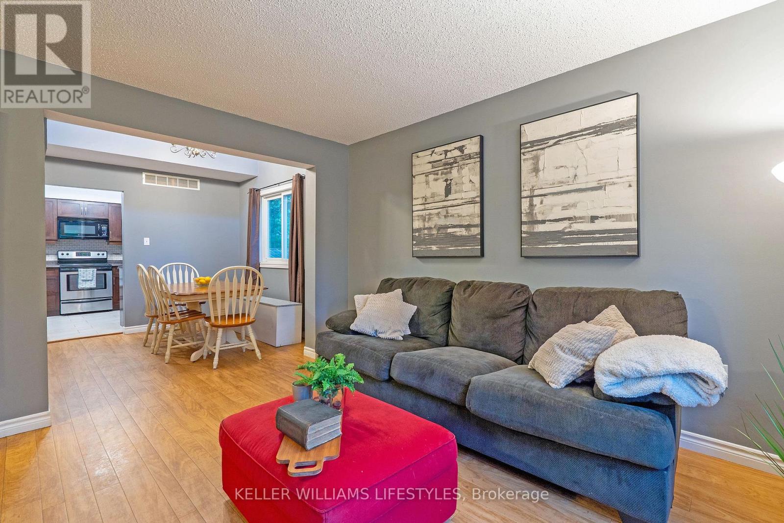 21 Beechbank Crescent, London South (South X), Ontario  N6E 2N9 - Photo 6 - X12384061
