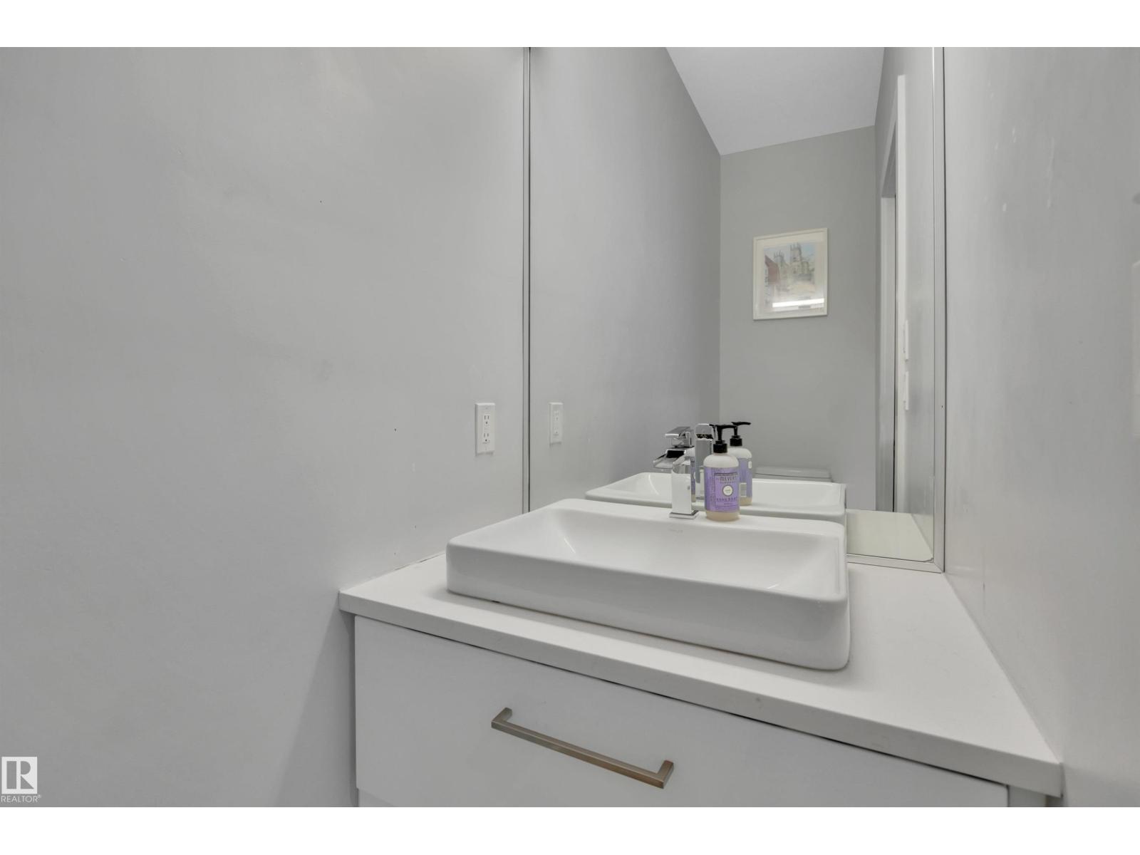 10233 139 St Nw, Edmonton, Alberta  T5N 3R2 - Photo 23 - E4456301