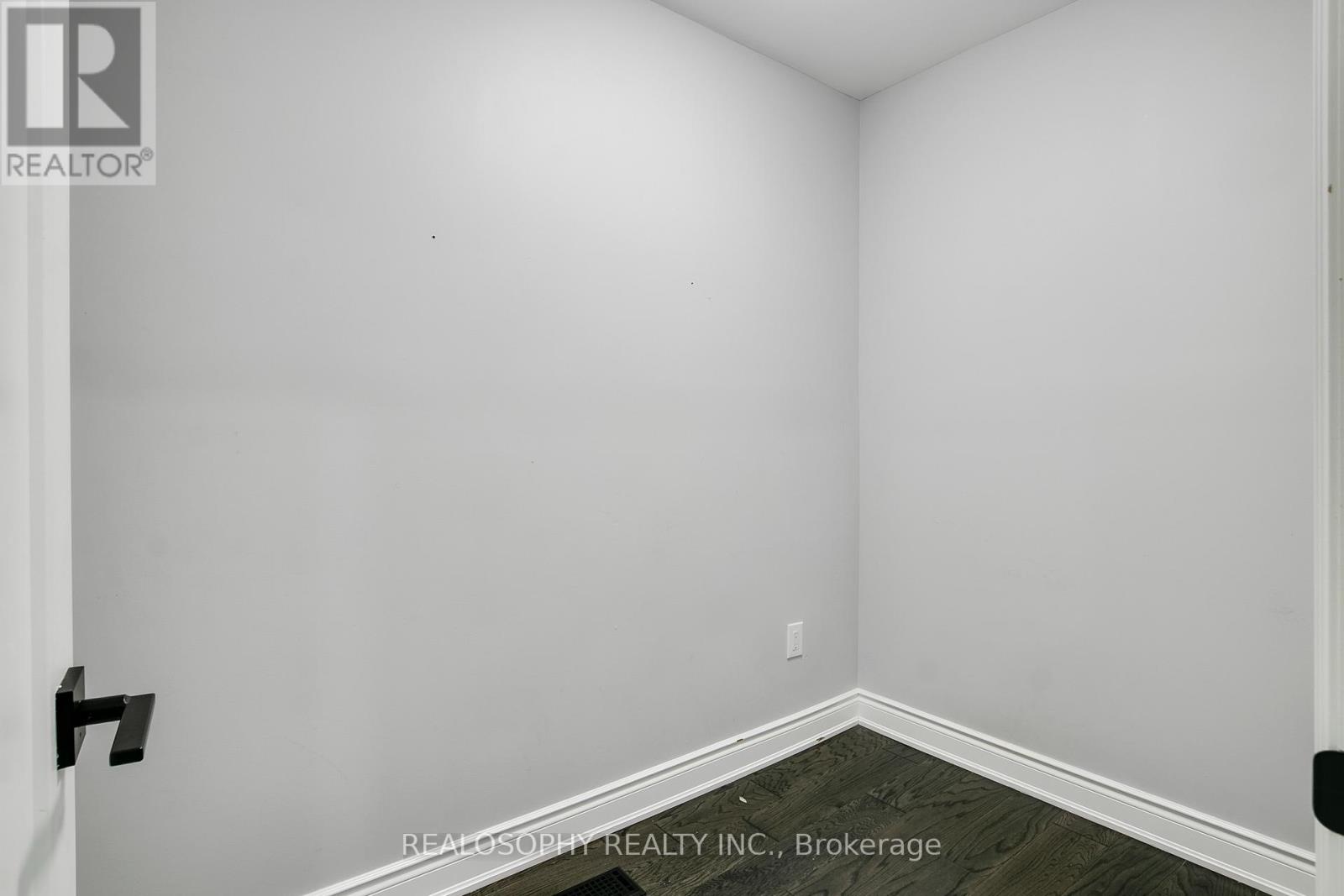 584 Eastern Avenue, Toronto (South Riverdale), Ontario  M4M 1E1 - Photo 13 - E12383889