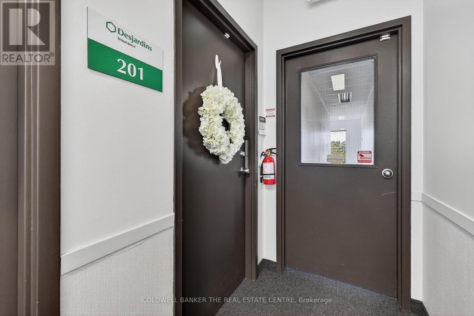 201 - 15 Harwood Avenue S, Ajax, Ontario  L1S 2B9 - Photo 4 - E12383894