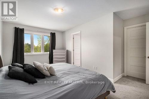 401 Voyageur Place, Russell, Ontario  K0A 1W1 - Photo 11 - X12383924