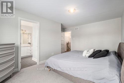 401 Voyageur Place, Russell, Ontario  K0A 1W1 - Photo 12 - X12383924