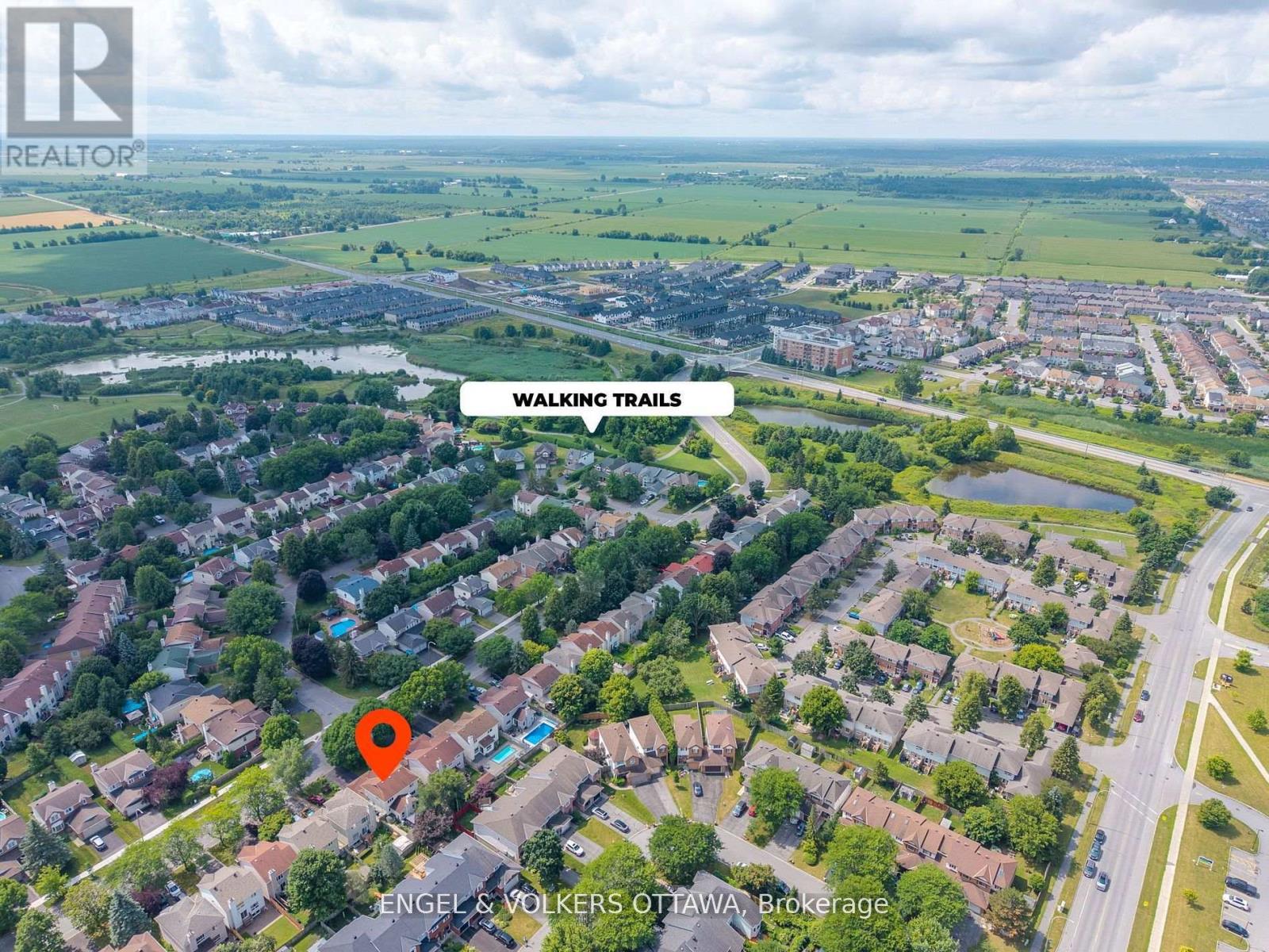 51 Emerald Meadows Drive, Ottawa, Ontario  K2M 2L5 - Photo 47 - X12383974