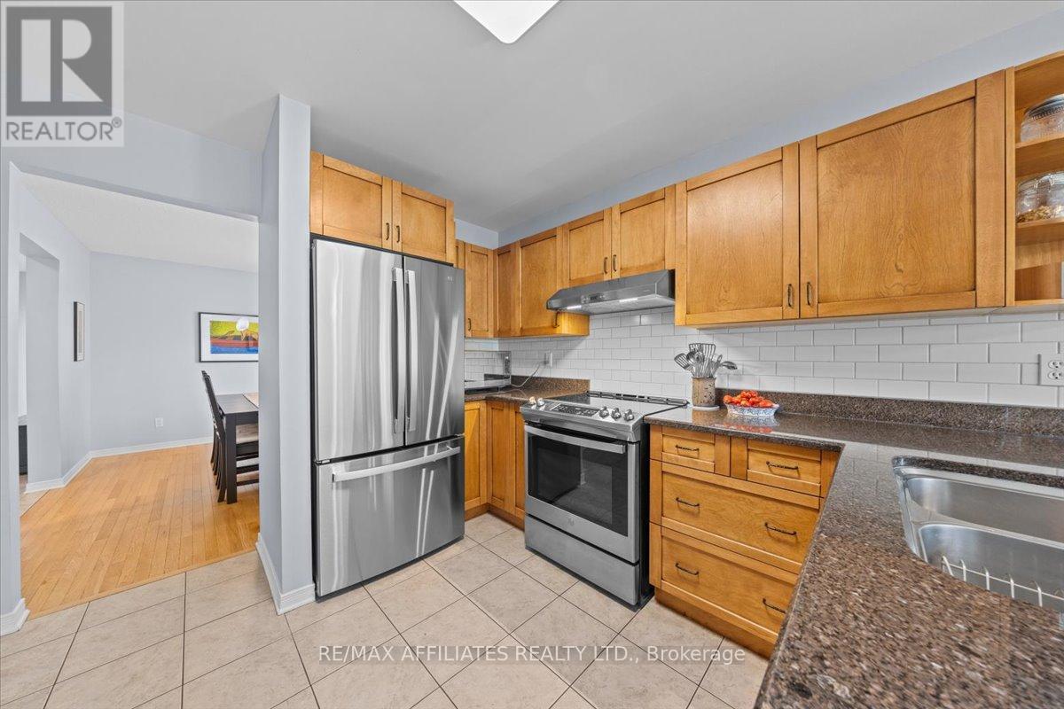 605 Falwyn Crescent, Ottawa, Ontario  K4A 2B4 - Photo 13 - X12383980
