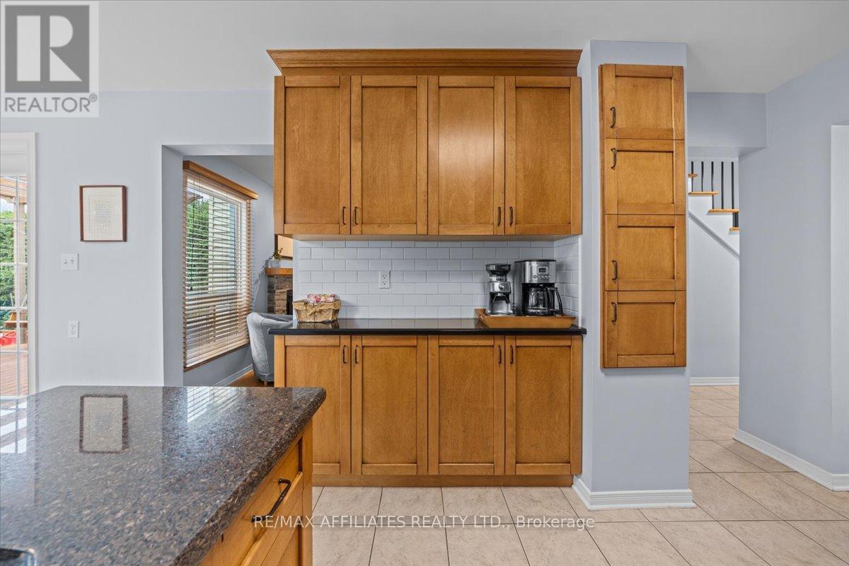 605 Falwyn Crescent, Ottawa, Ontario  K4A 2B4 - Photo 14 - X12383980