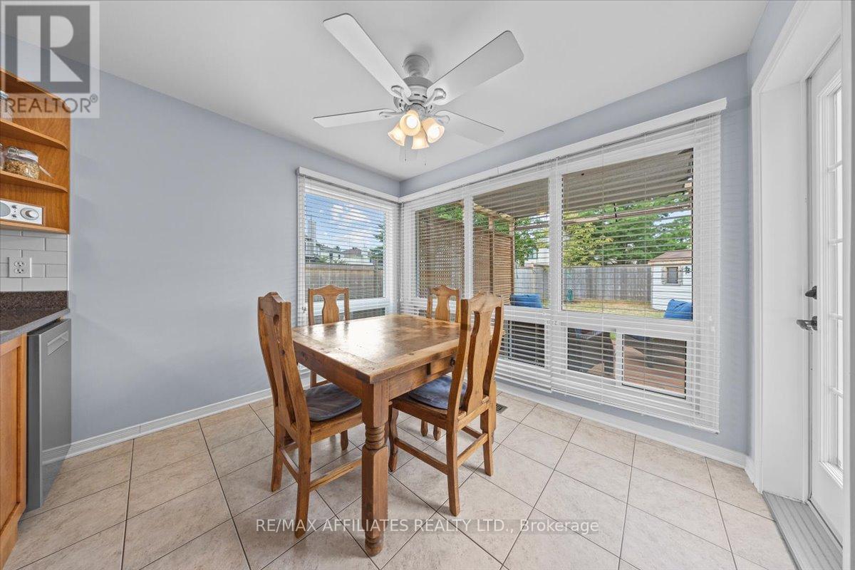 605 Falwyn Crescent, Ottawa, Ontario  K4A 2B4 - Photo 17 - X12383980