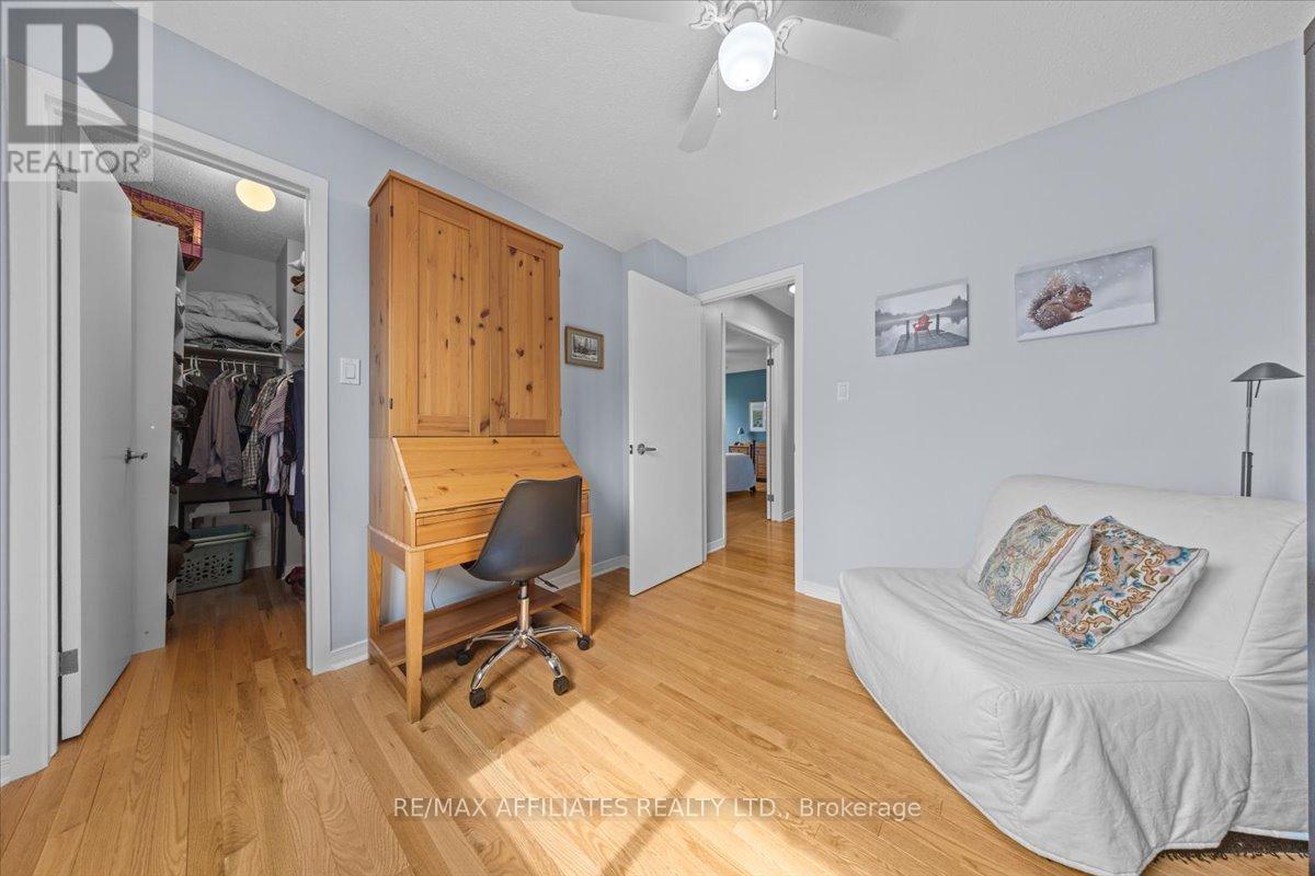 605 Falwyn Crescent, Ottawa, Ontario  K4A 2B4 - Photo 33 - X12383980