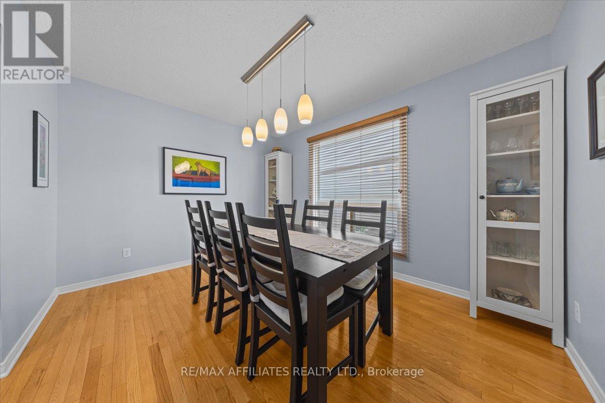 605 Falwyn Crescent, Ottawa, Ontario  K4A 2B4 - Photo 8 - X12383980