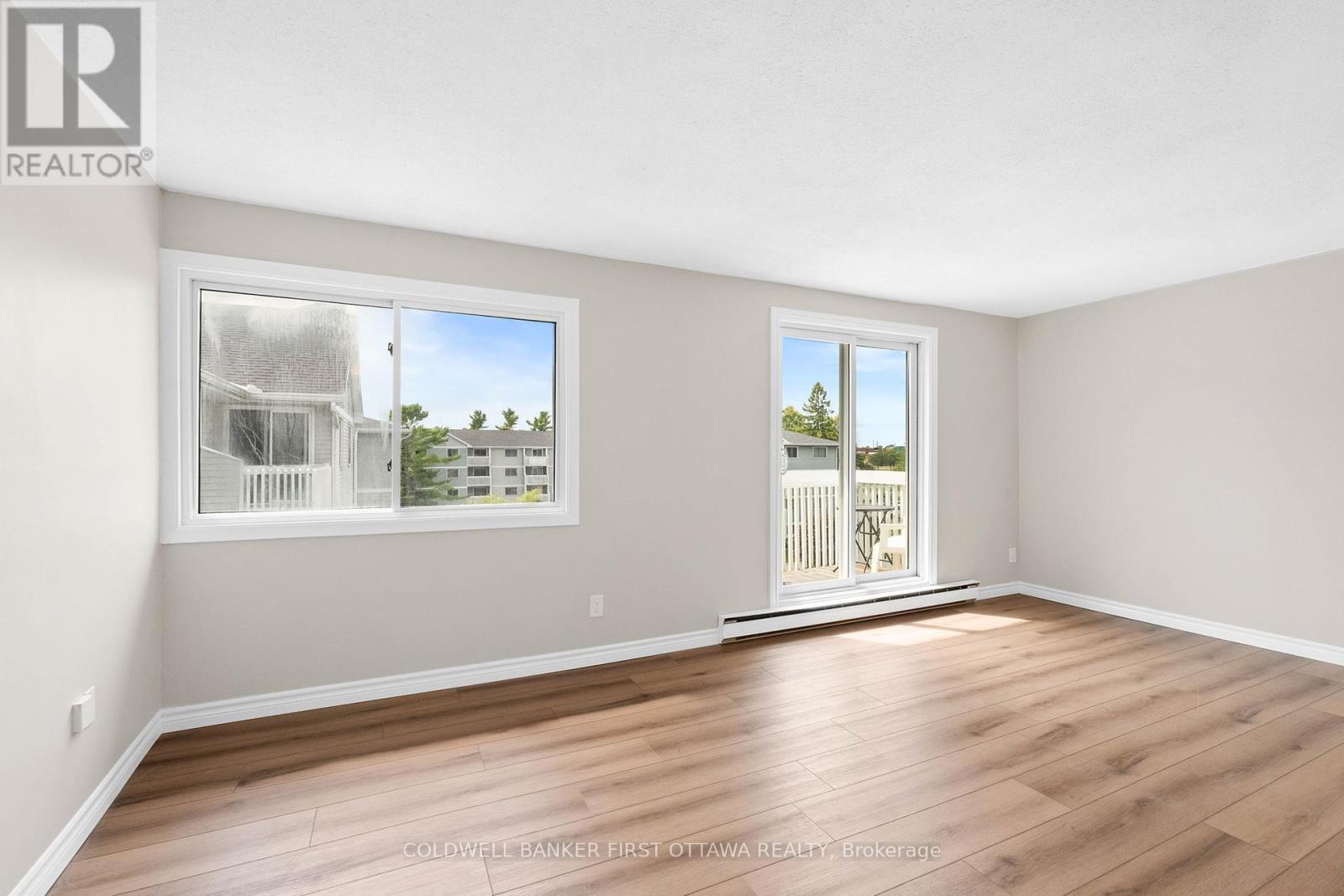 400 - 216 Viewmount Drive, Ottawa, Ontario  K2E 7X4 - Photo 19 - X12383996
