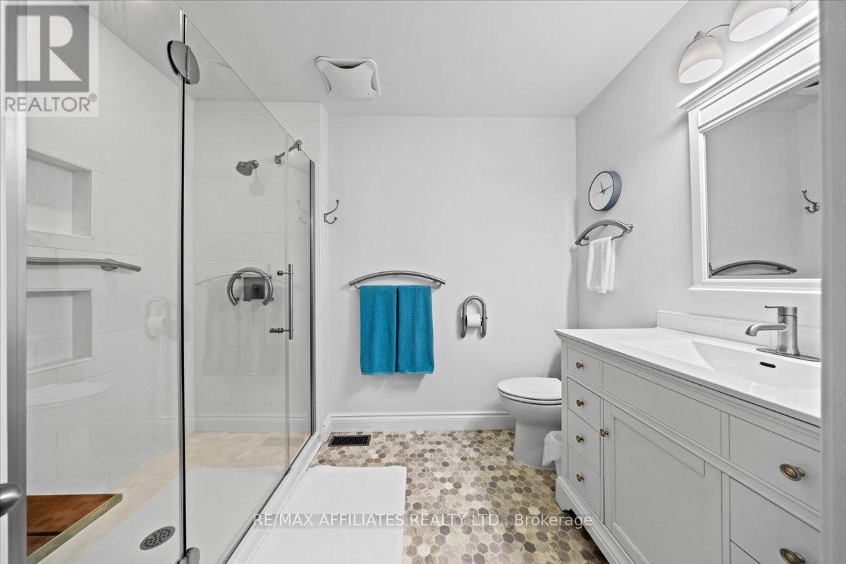 - - 1244 Foxborough Private E, Ottawa, Ontario  K1J 1E2 - Photo 26 - X12384104