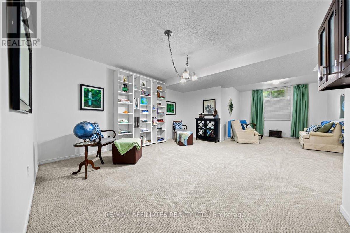 - - 1244 Foxborough Private E, Ottawa, Ontario  K1J 1E2 - Photo 28 - X12384104