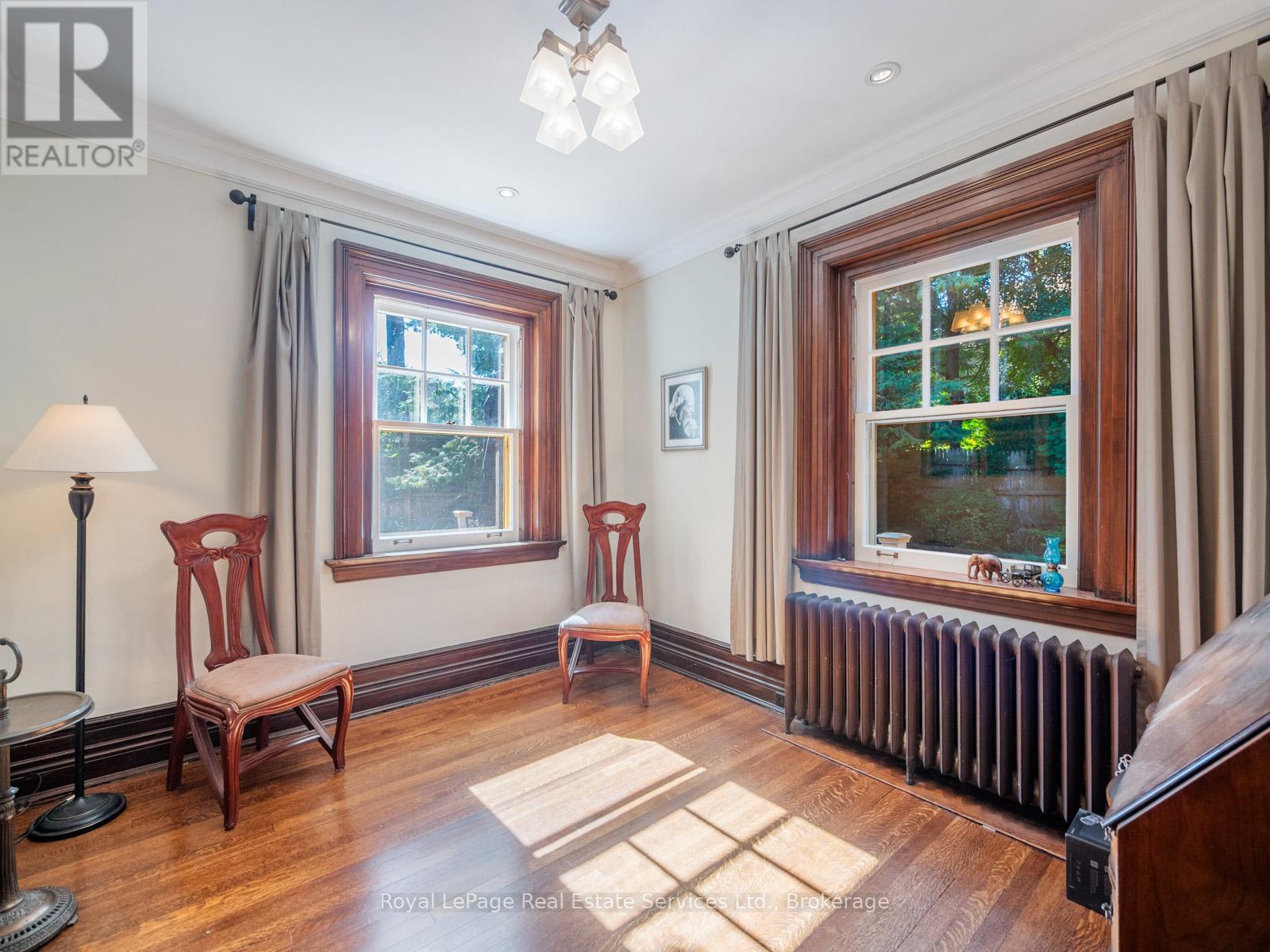 184 King Street, Oakville, Ontario  L6J 1B4 - Photo 18 - W12384098