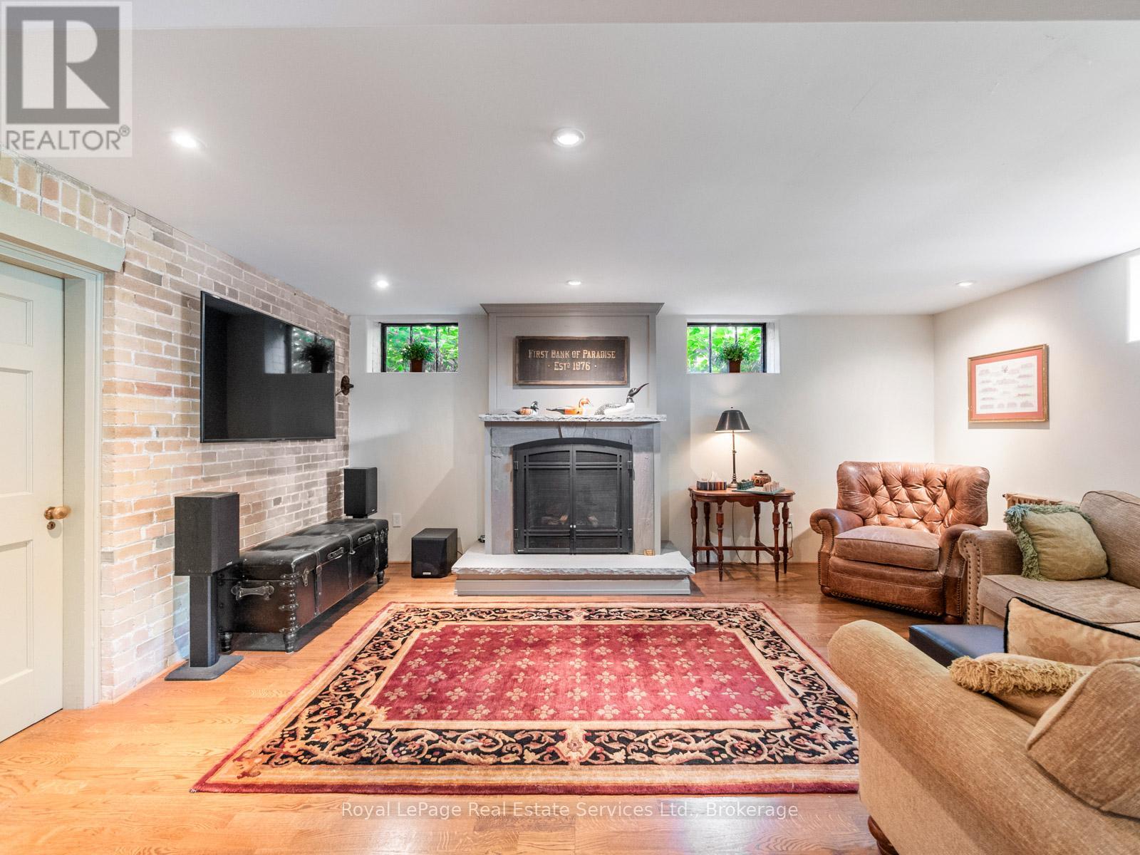 184 King Street, Oakville, Ontario  L6J 1B4 - Photo 36 - W12384098