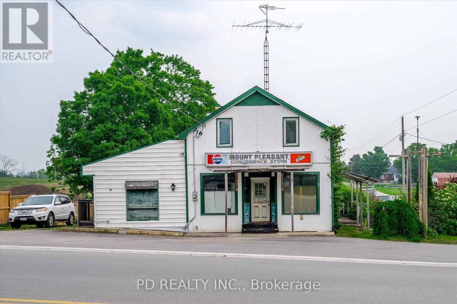 2449 Queen Mary Street, Cavan Monaghan, Ontario  L0A 1C0 - Photo 2 - X12205016