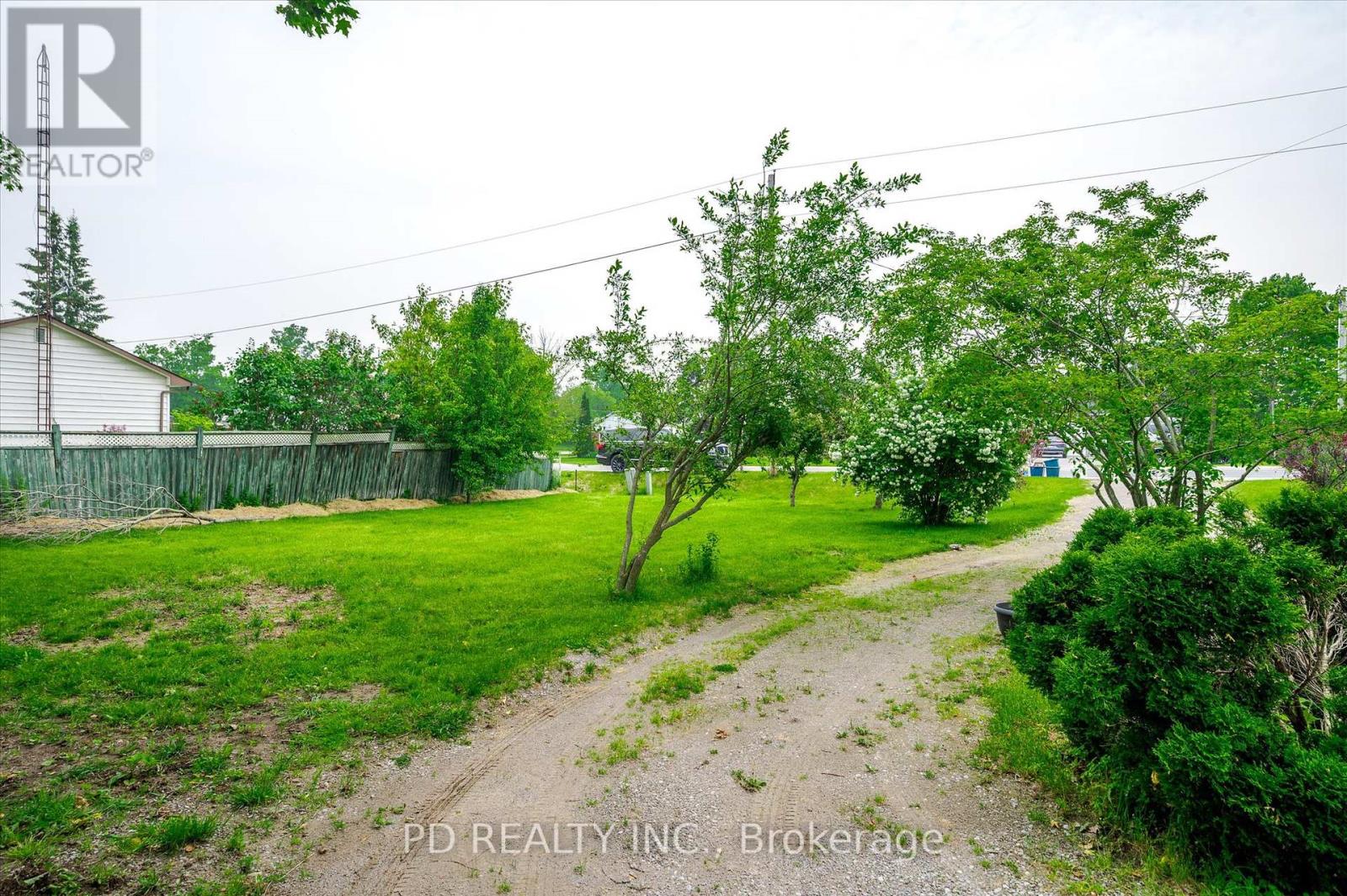 2449 Queen Mary Street, Cavan Monaghan, Ontario  L0A 1C0 - Photo 48 - X12205016