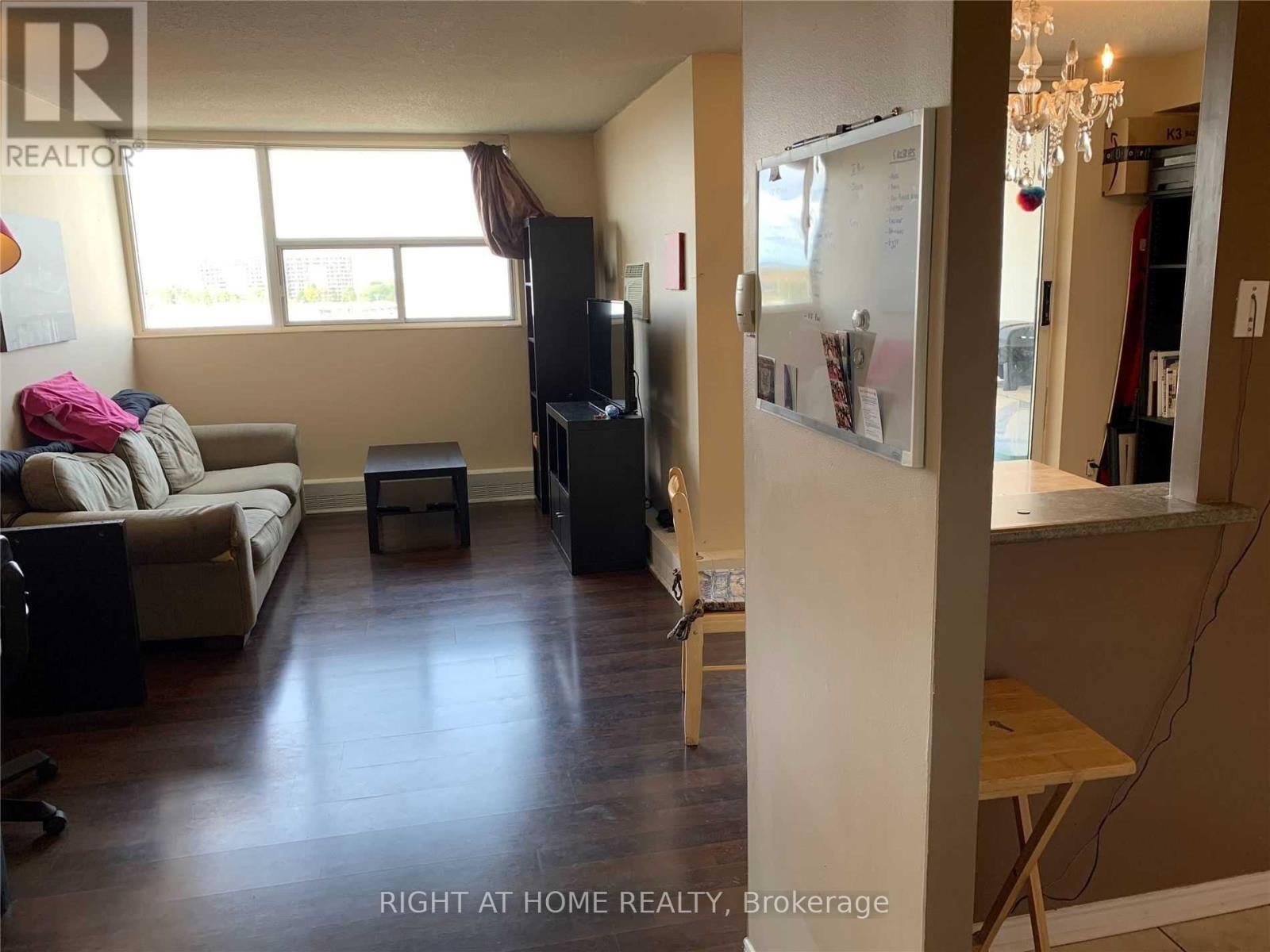911 - 2900 Battleford Road, Mississauga, Ontario  L5N 2V9 - Photo 12 - W12372134