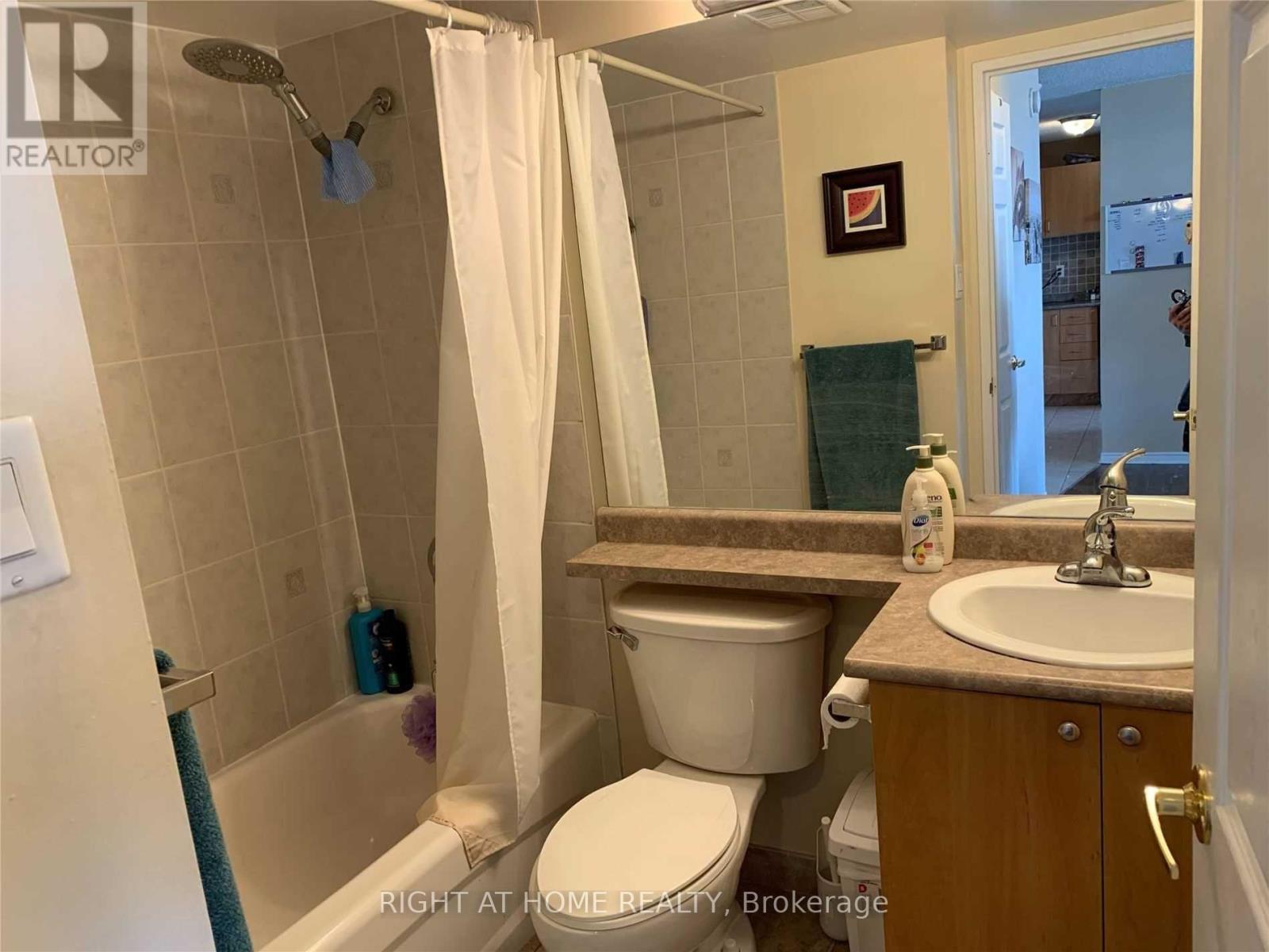 911 - 2900 Battleford Road, Mississauga, Ontario  L5N 2V9 - Photo 14 - W12372134