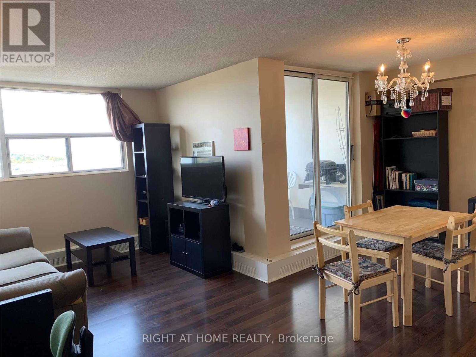 911 - 2900 Battleford Road, Mississauga, Ontario  L5N 2V9 - Photo 9 - W12372134