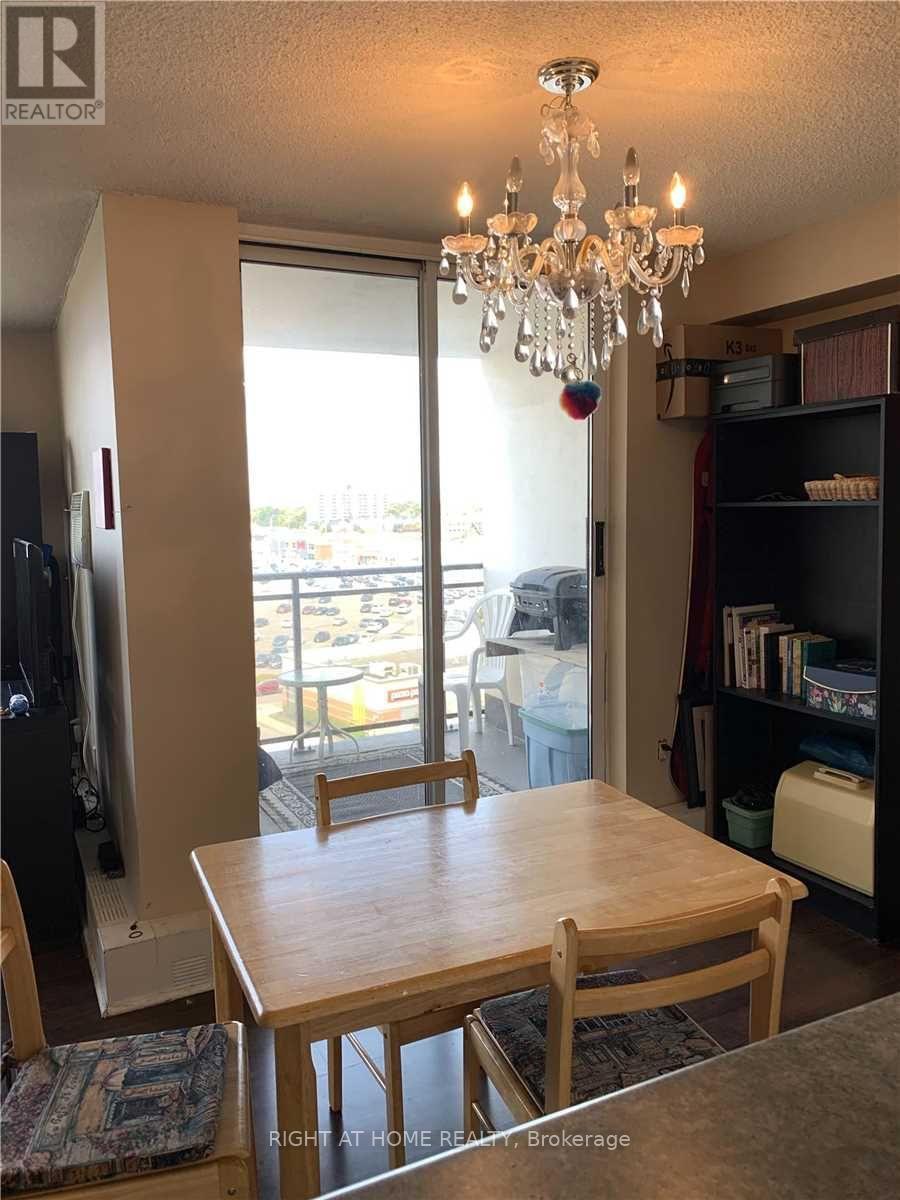 911 - 2900 Battleford Road, Mississauga, Ontario  L5N 2V9 - Photo 7 - W12372134