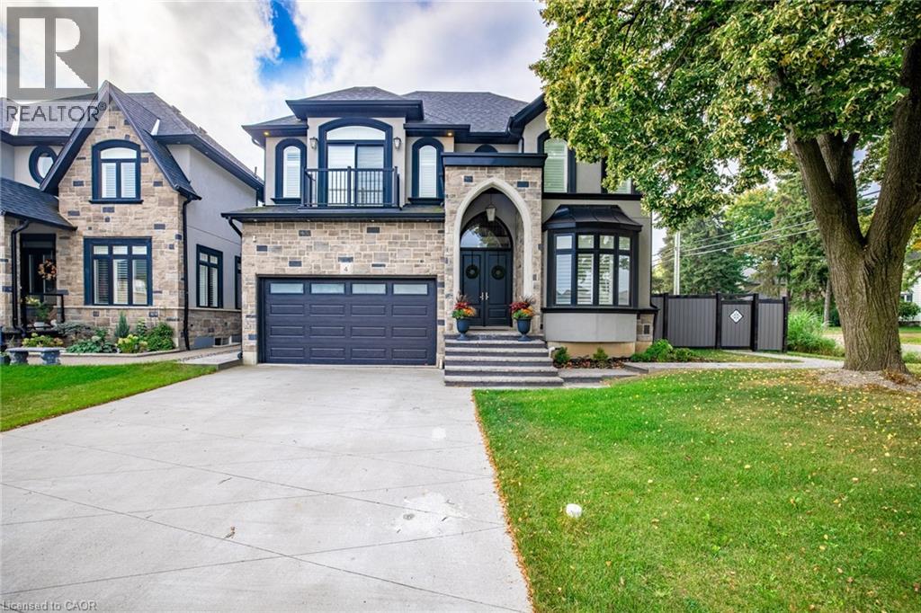 4 LOCKMAN Drive, Ancaster, Ontario