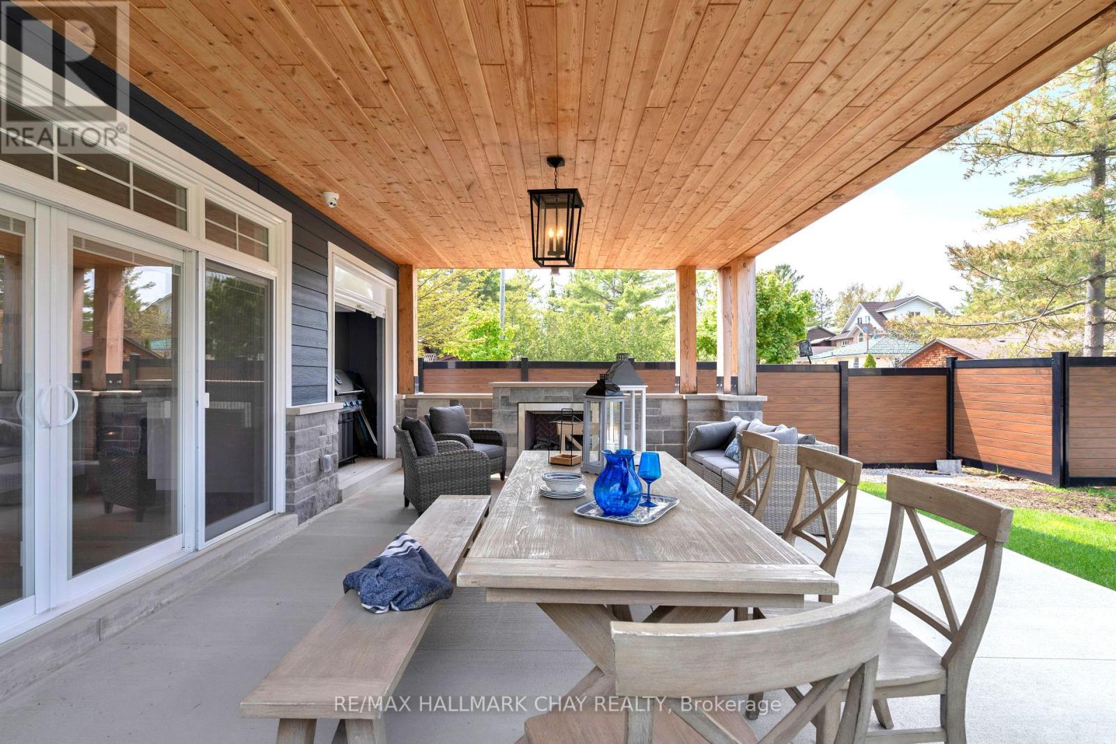 395 Eastdale Drive, Wasaga Beach, Ontario  L9Z 2P4 - Photo 13 - S12383872
