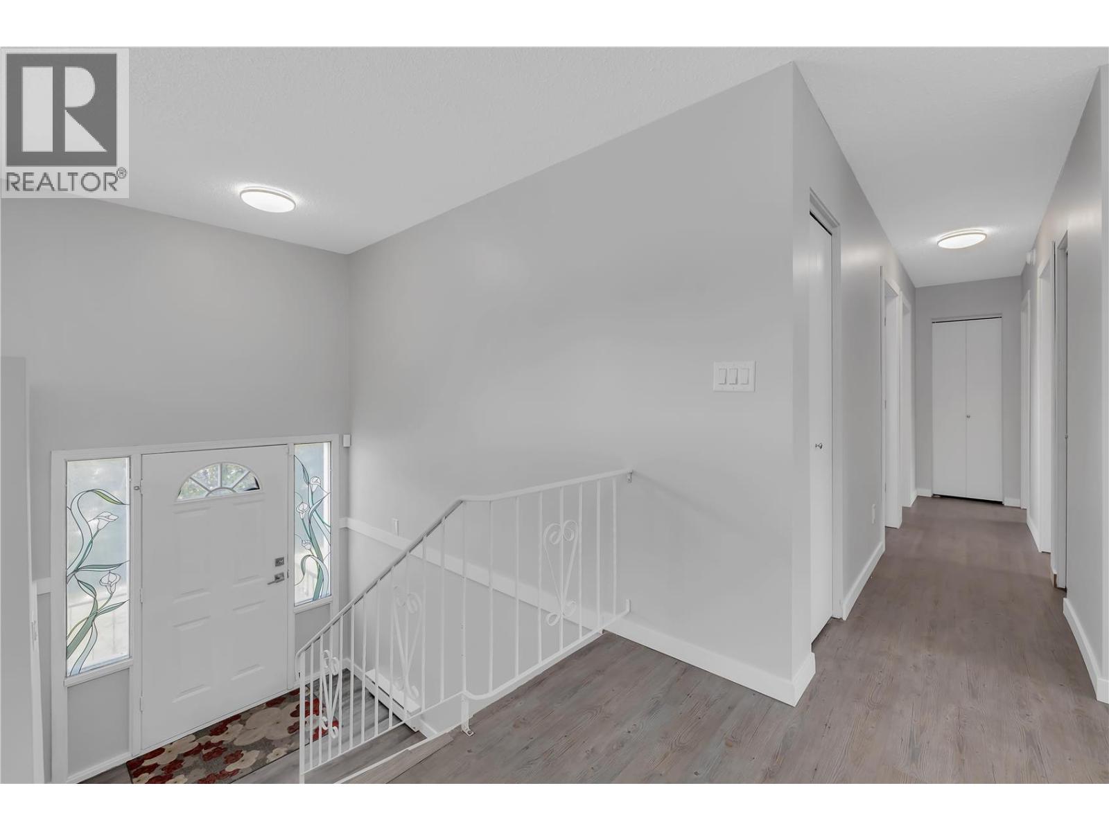 1075 Cactus Road Kelowna Photo 12