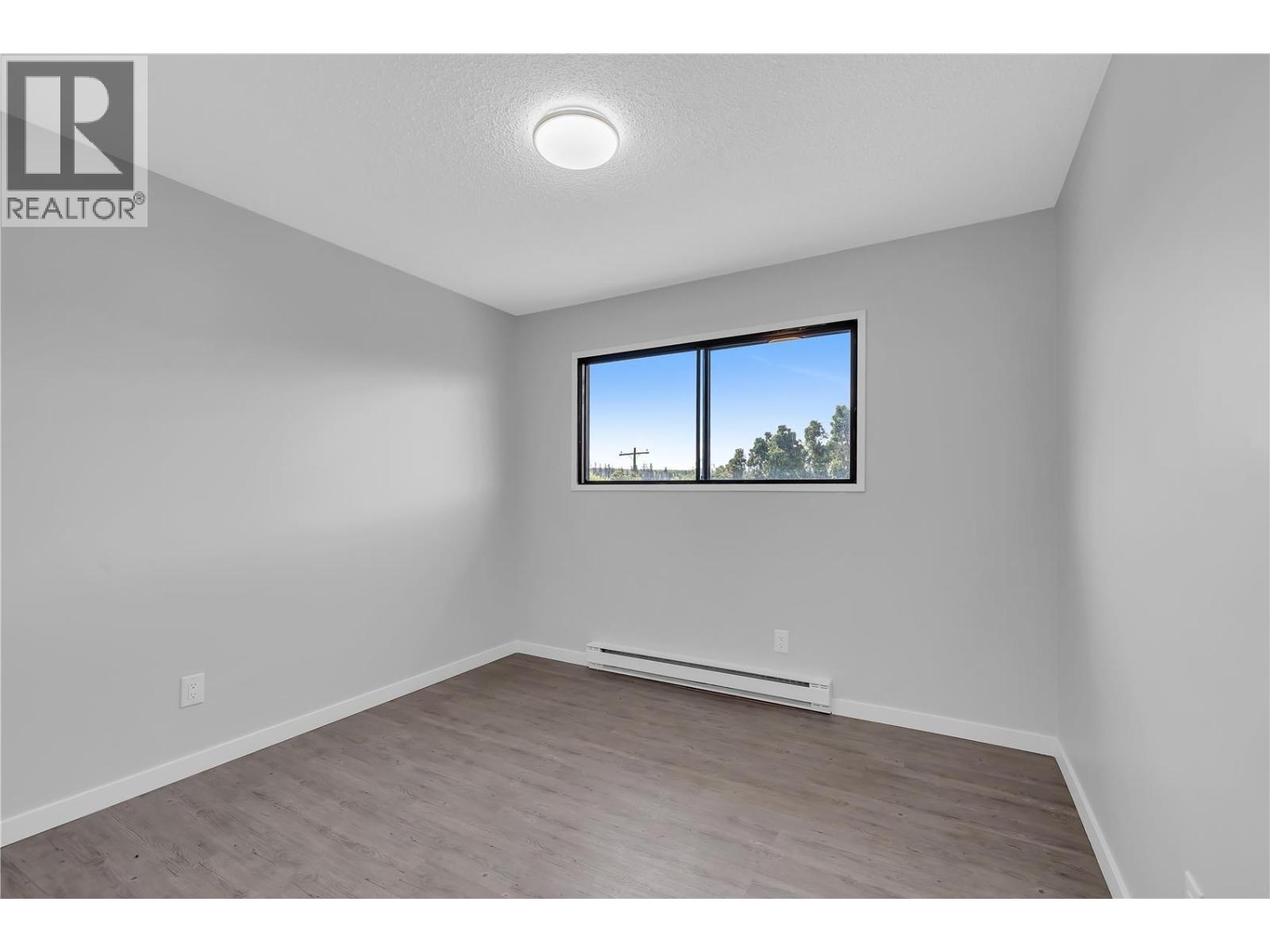 1075 Cactus Road Kelowna Photo 14