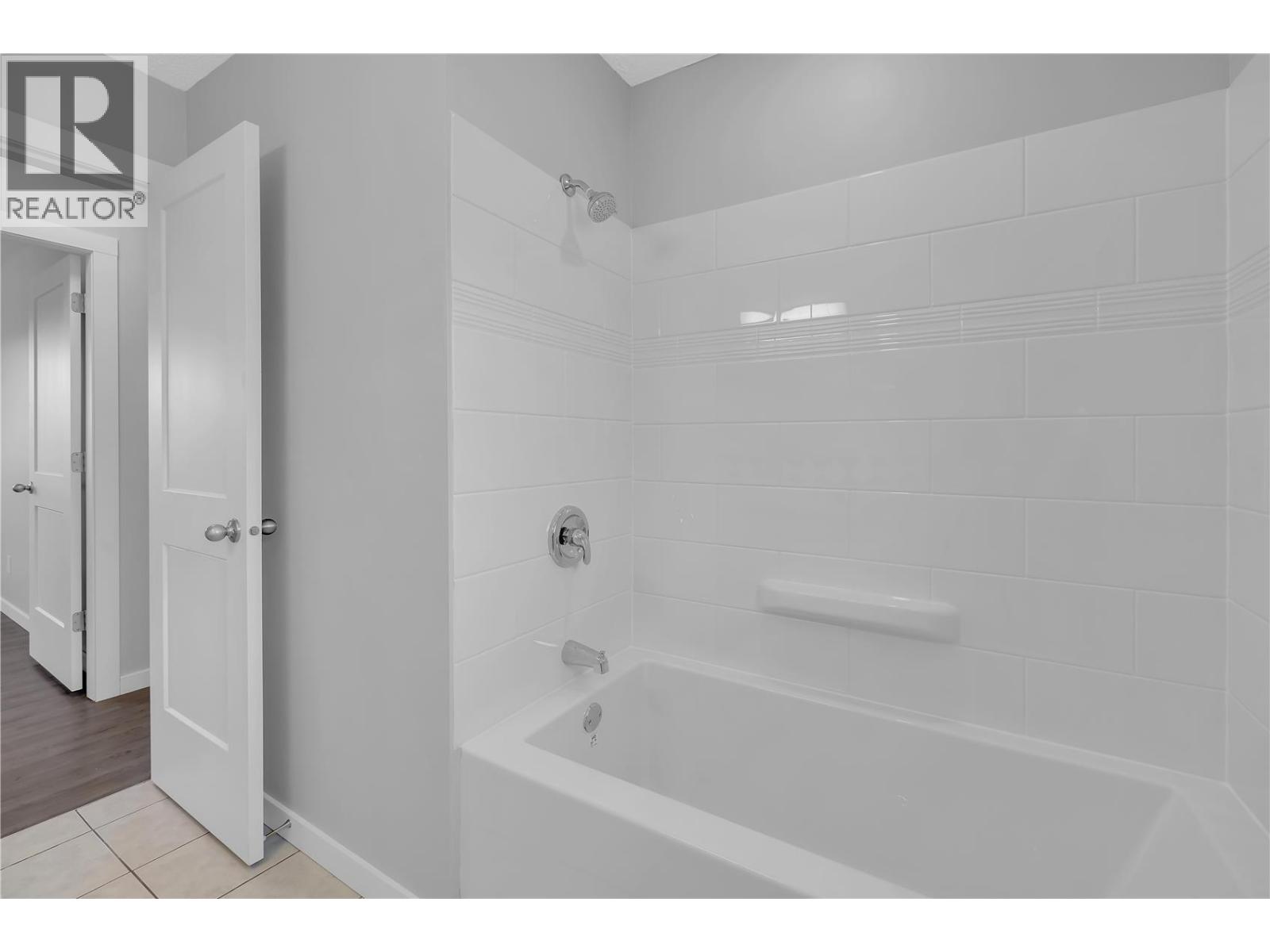 1075 Cactus Road Kelowna Photo 19
