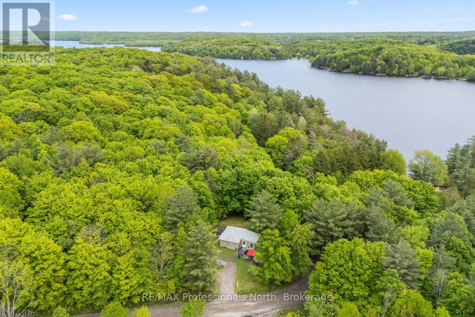 1053 Cutler Road, Muskoka Lakes, Ontario  P0B 1M0 - Photo 2 - X12383925