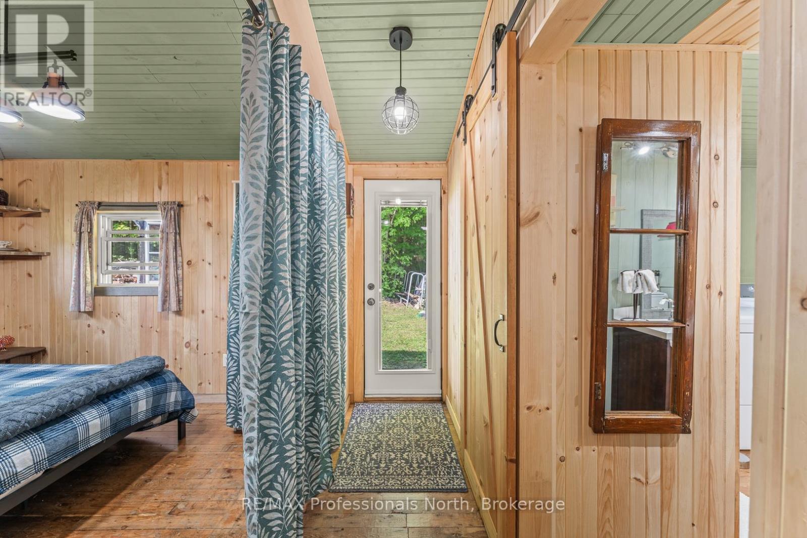 1053 Cutler Road, Muskoka Lakes, Ontario  P0B 1M0 - Photo 7 - X12383925