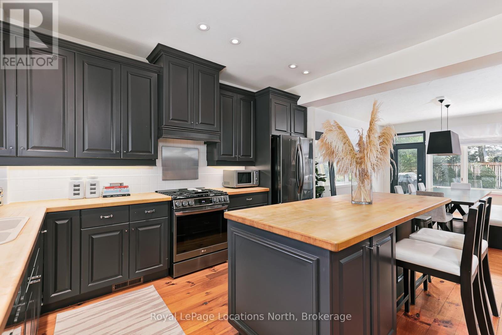 142 Brooker Boulevard, Blue Mountains, Ontario  L9Y 0L4 - Photo 20 - X12383927
