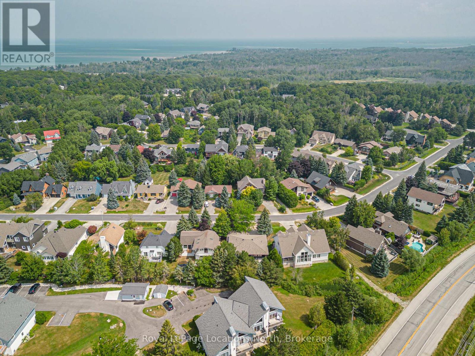 142 Brooker Boulevard, Blue Mountains, Ontario  L9Y 0L4 - Photo 45 - X12383927