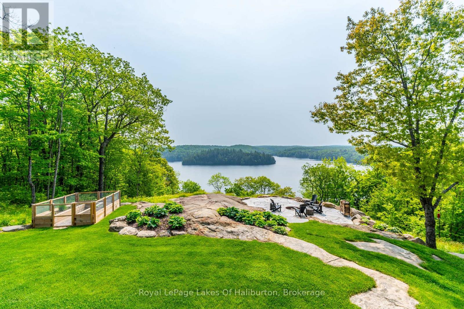 1143 Trillium Trail, Dysart Et Al, Ontario  K0M 1S0 - Photo 6 - X12383984