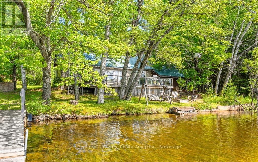 1036 SHIRLEYS ROAD, Dysart et al, Ontario