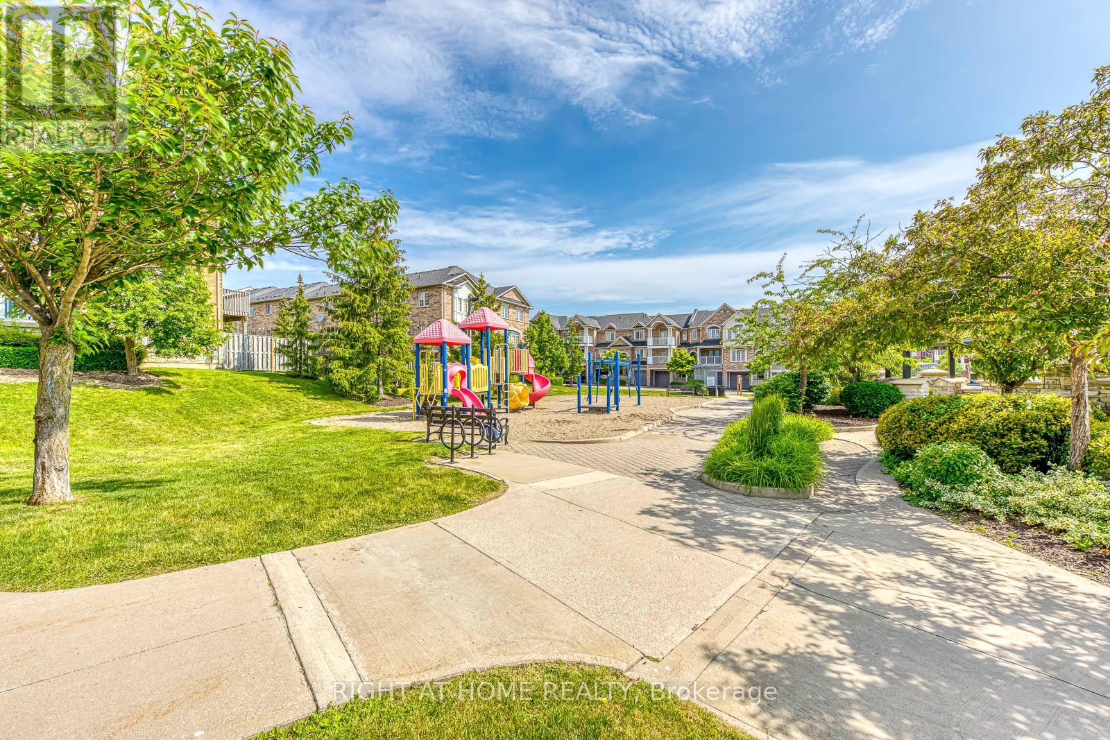 8 - 605 Shoreline Drive, Mississauga, Ontario  L5B 4K3 - Photo 29 - W12383824